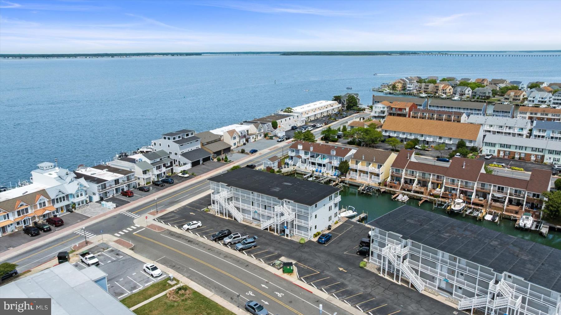 BAYSHORE ESTATES - Residential
