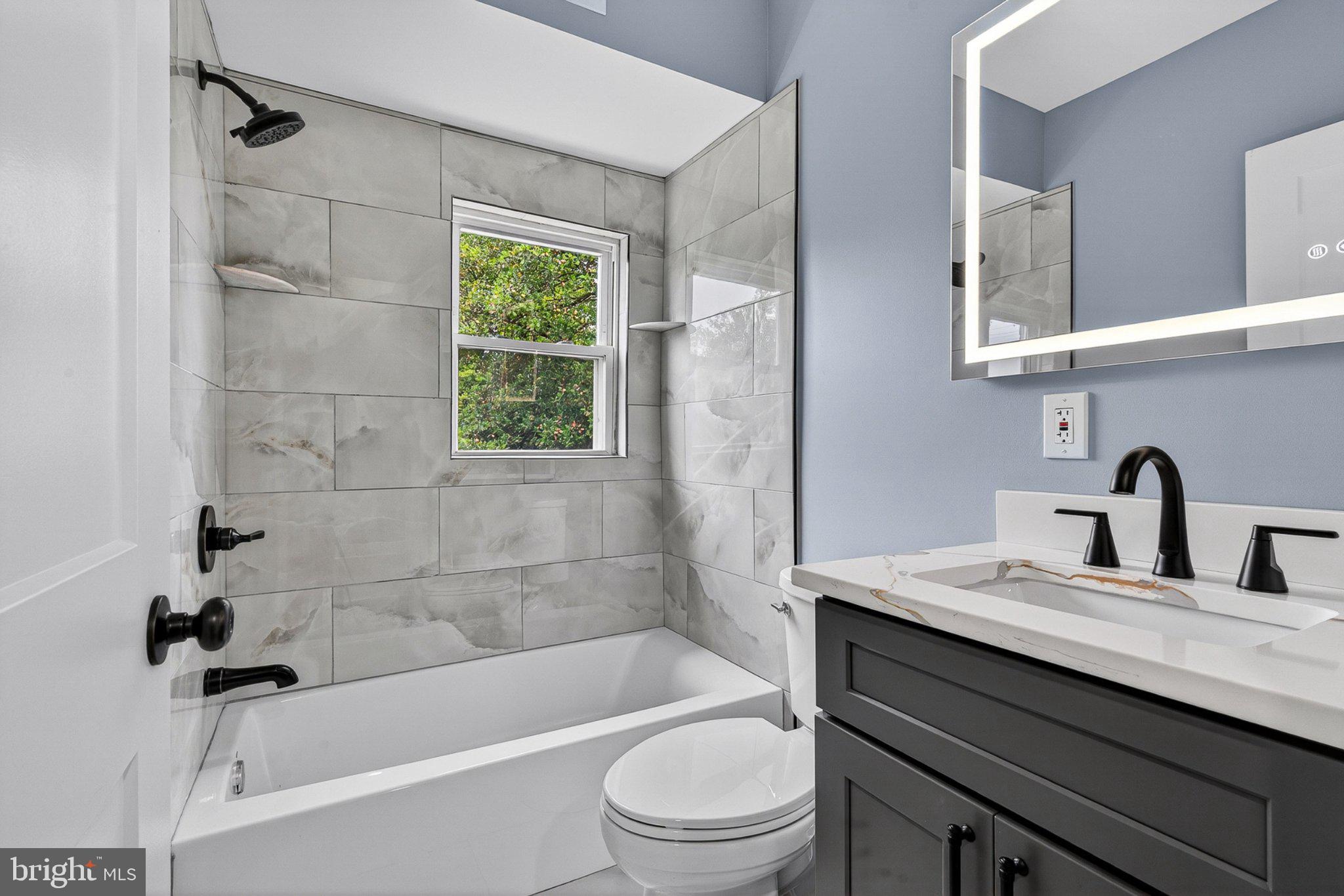 COLGATE PARK - Residential