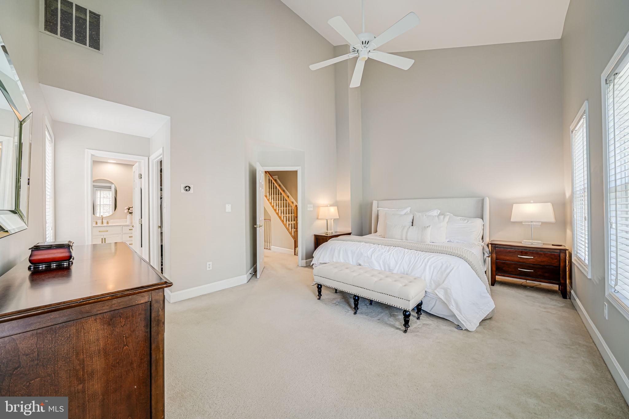 STONEGATE - Residential