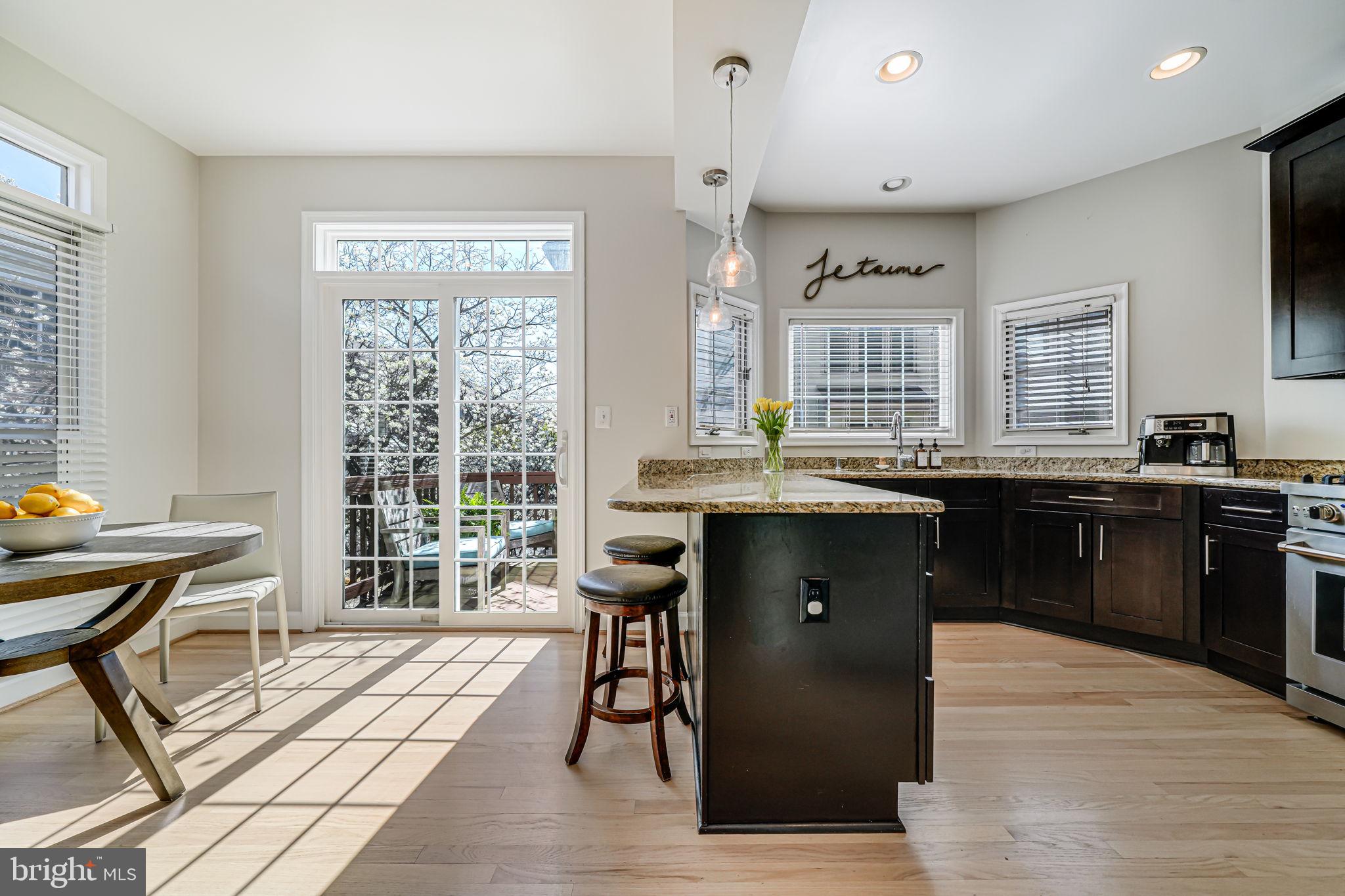 STONEGATE - Residential