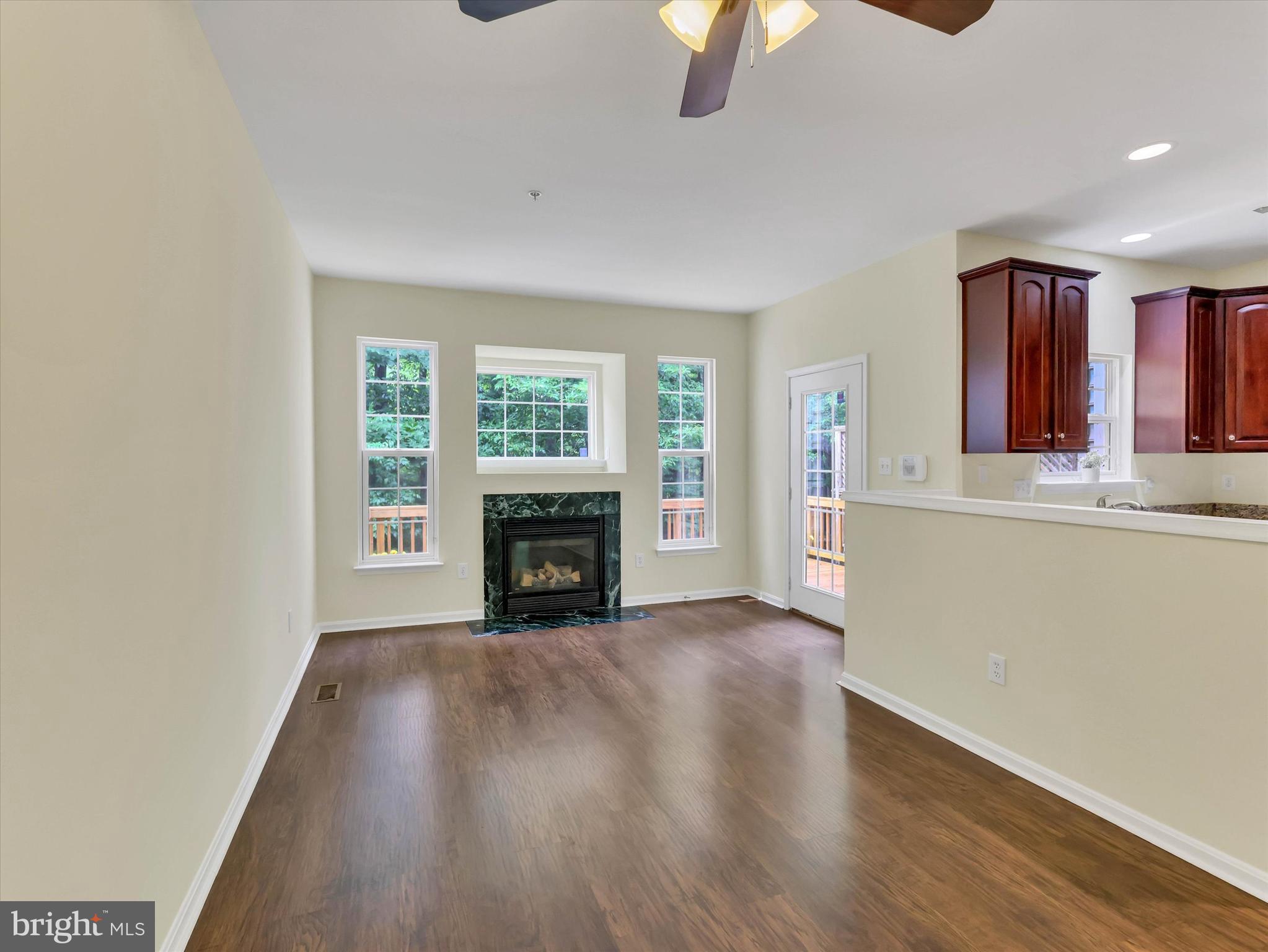 LAING AT MILE STONE - Residential