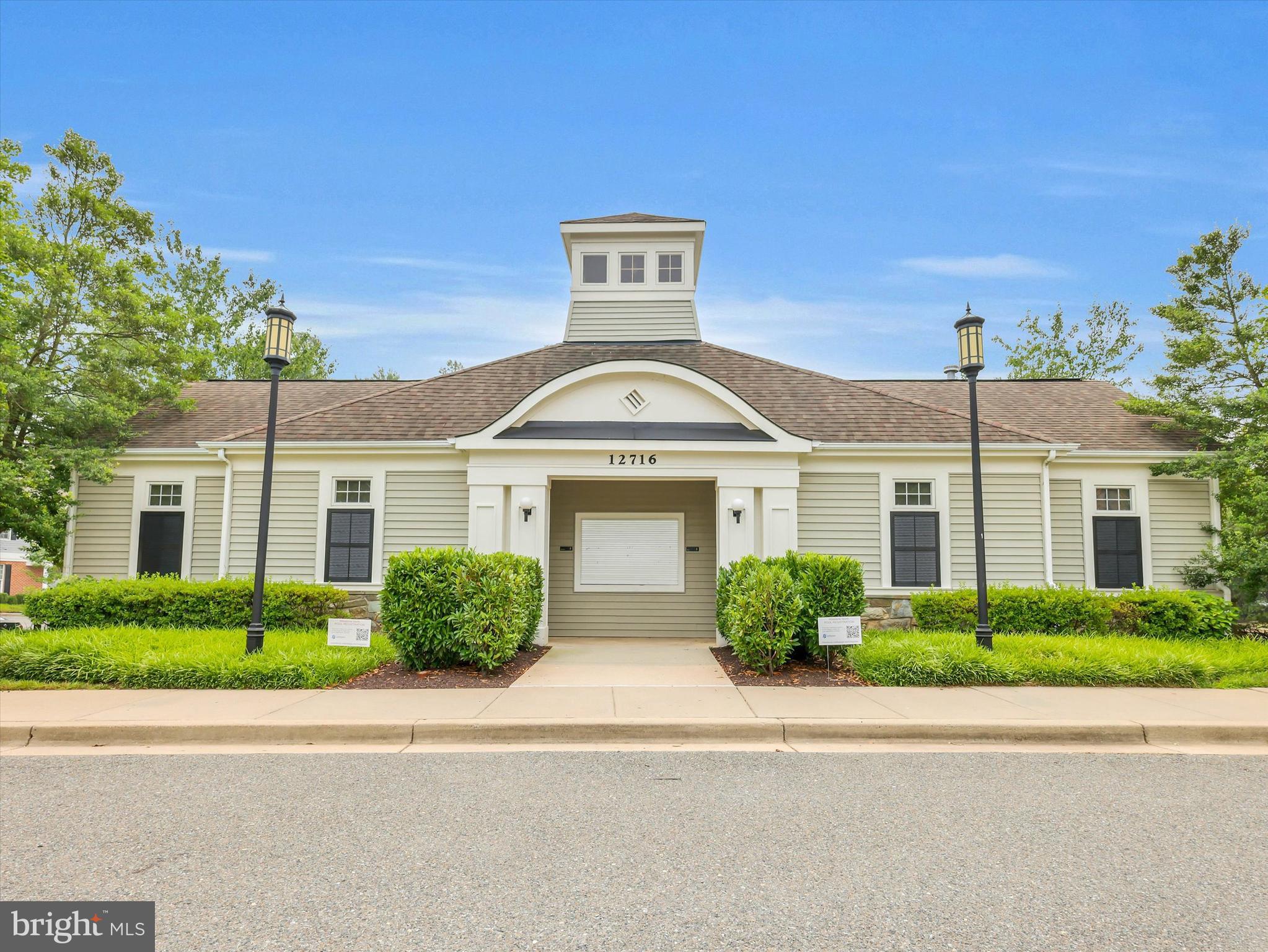 LAING AT MILE STONE - Residential