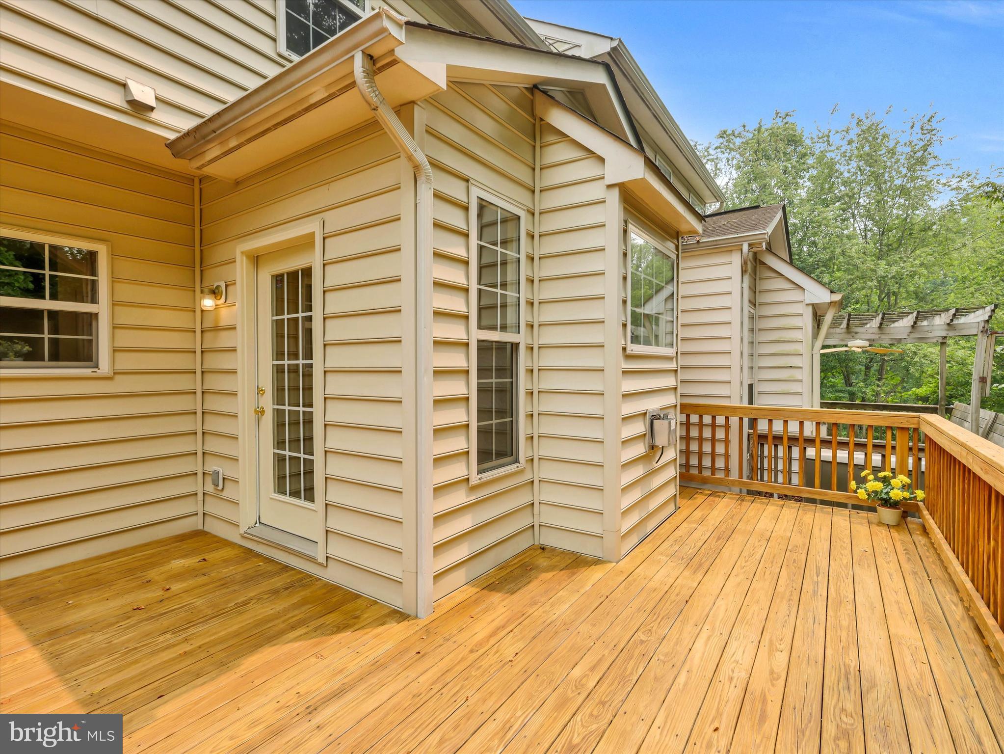 LAING AT MILE STONE - Residential