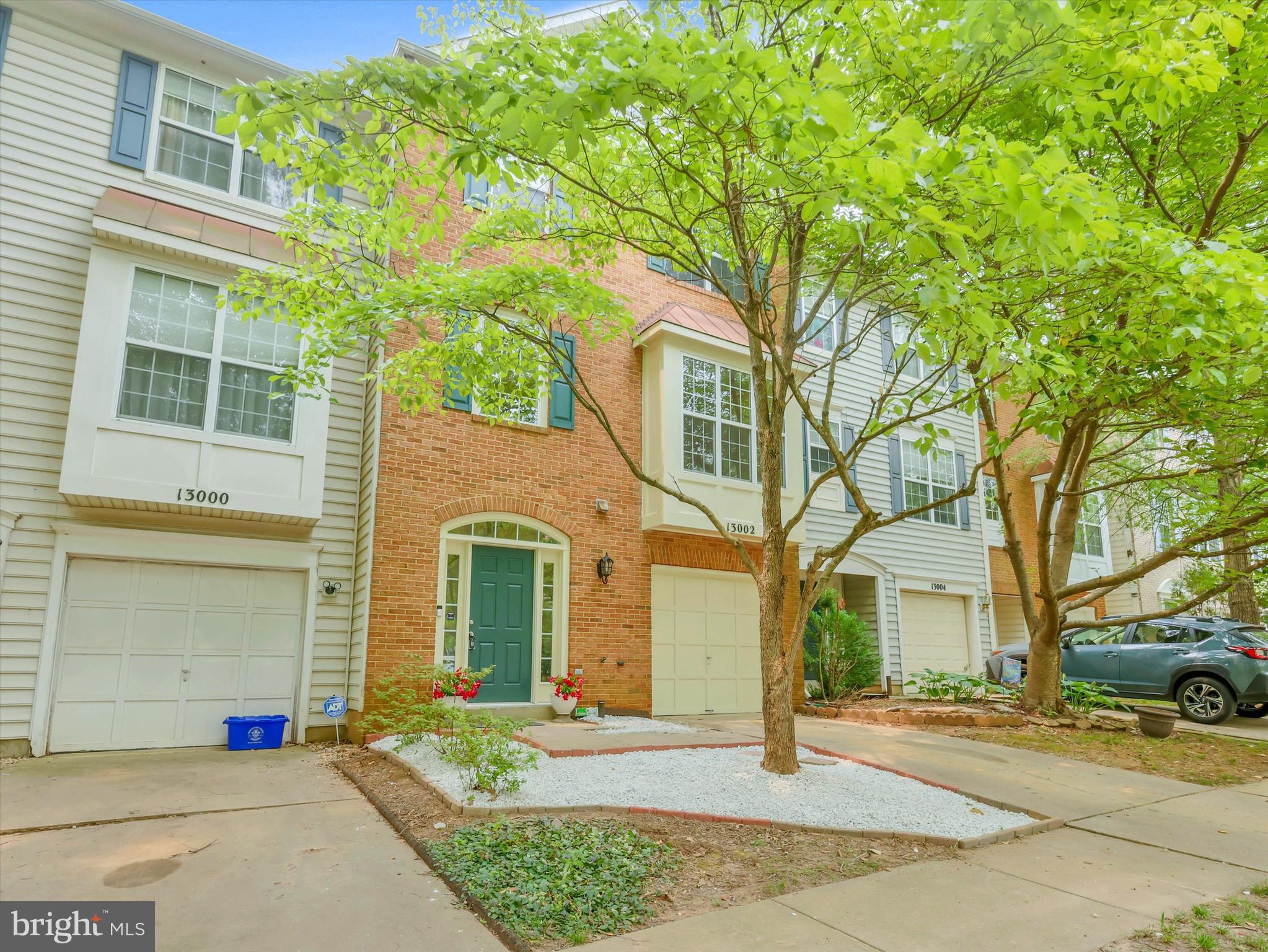 LAING AT MILE STONE - Residential