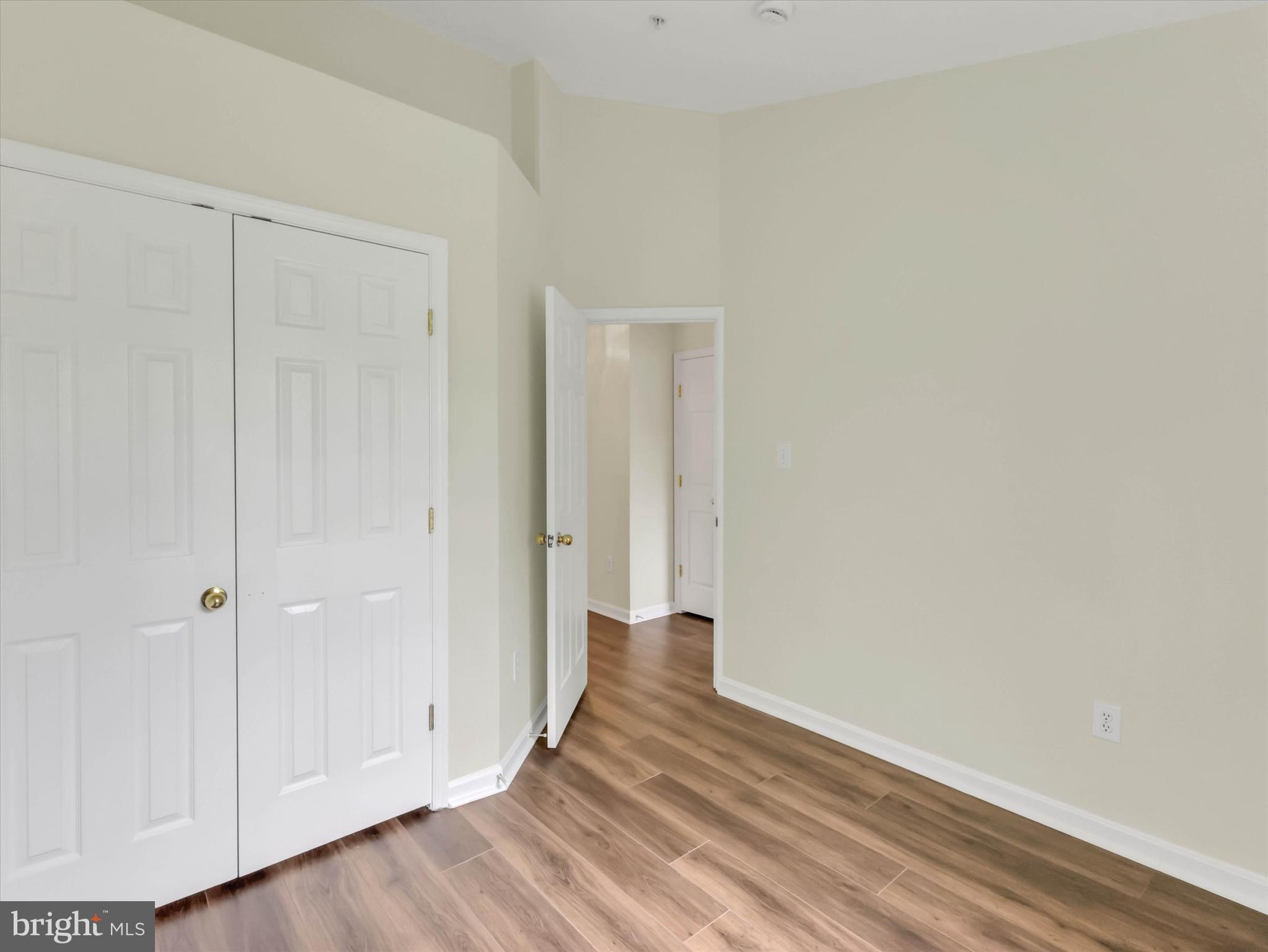 LAING AT MILE STONE - Residential
