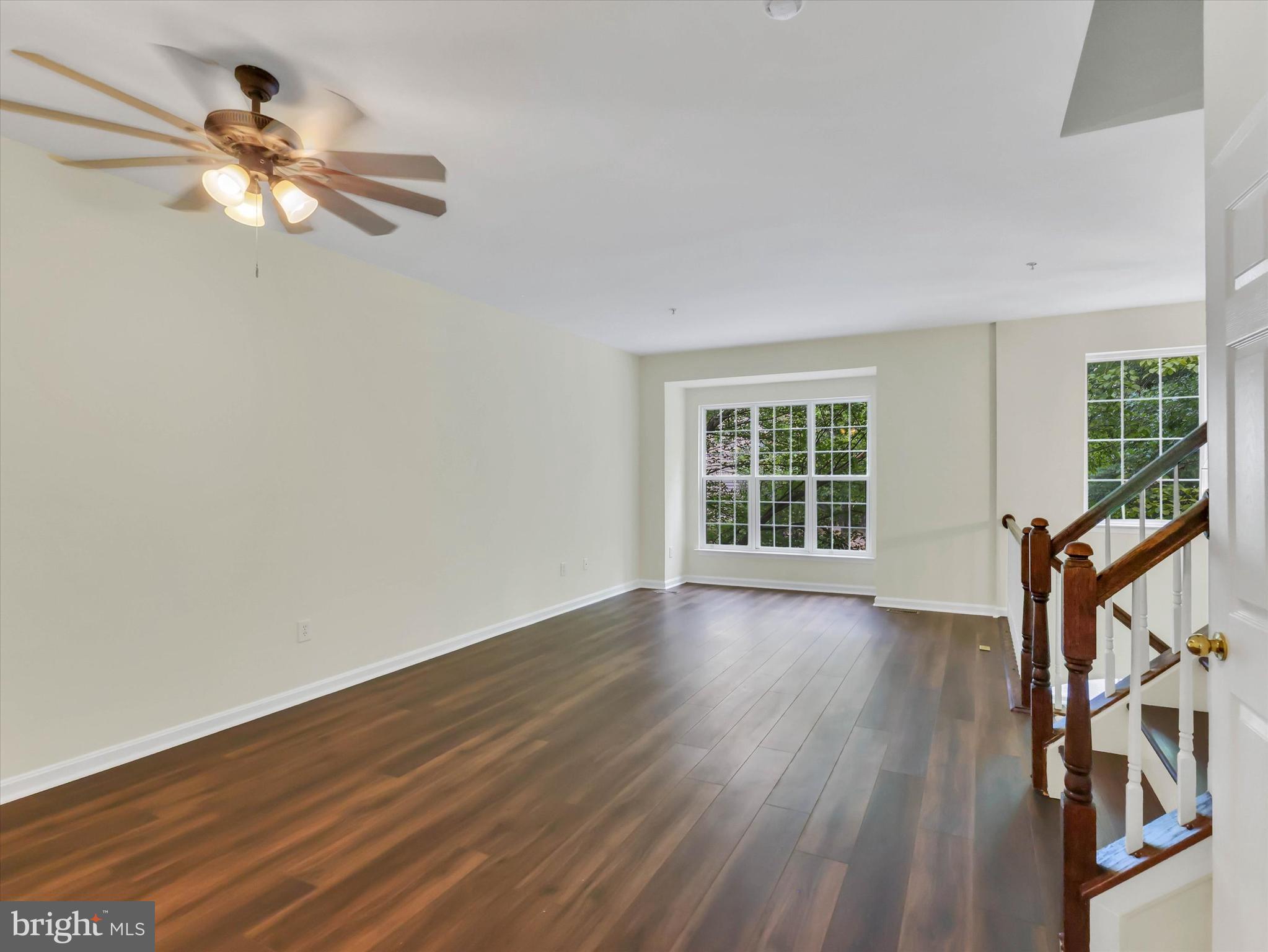 LAING AT MILE STONE - Residential