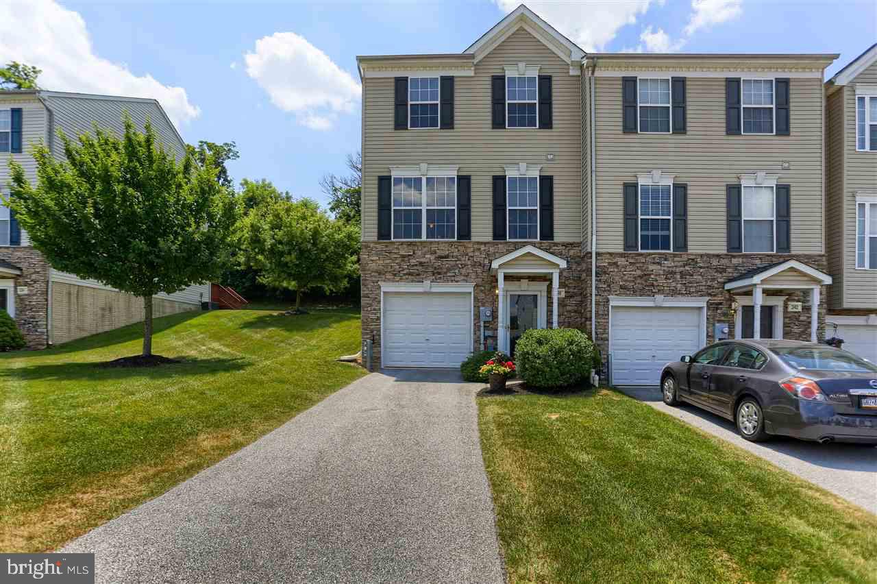 PEACEFIELDS - Residential