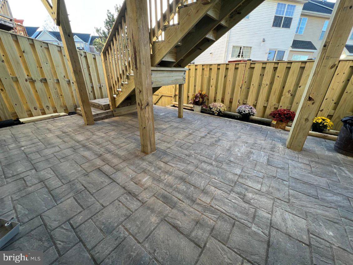 BELMONT STATION - Residential Lease