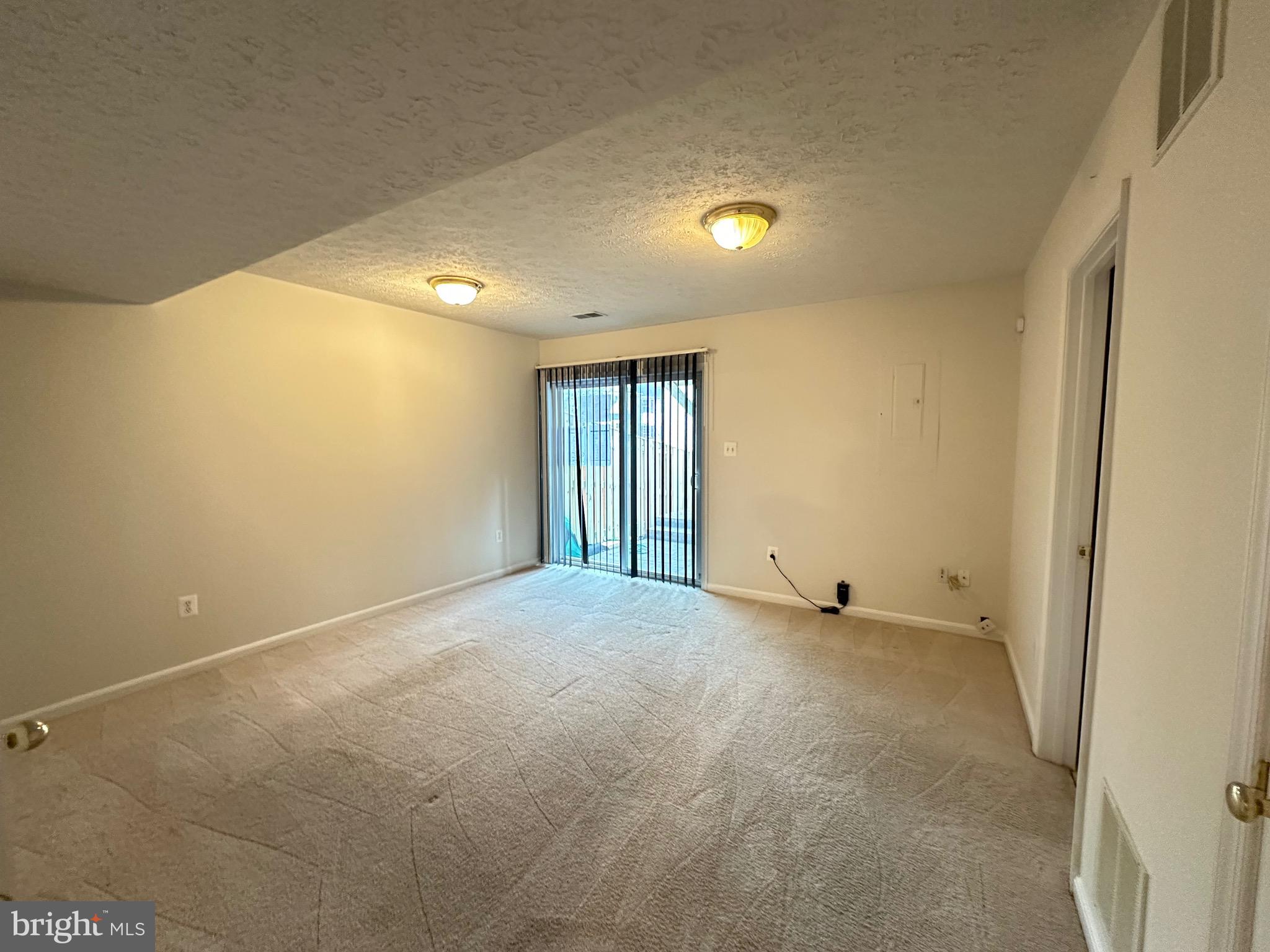 BELMONT STATION - Residential Lease