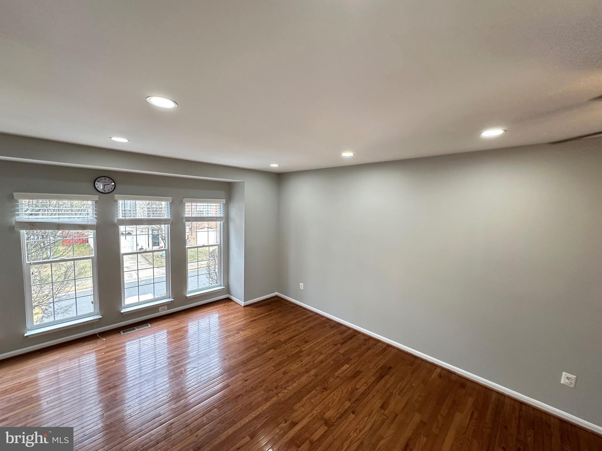 BELMONT STATION - Residential Lease