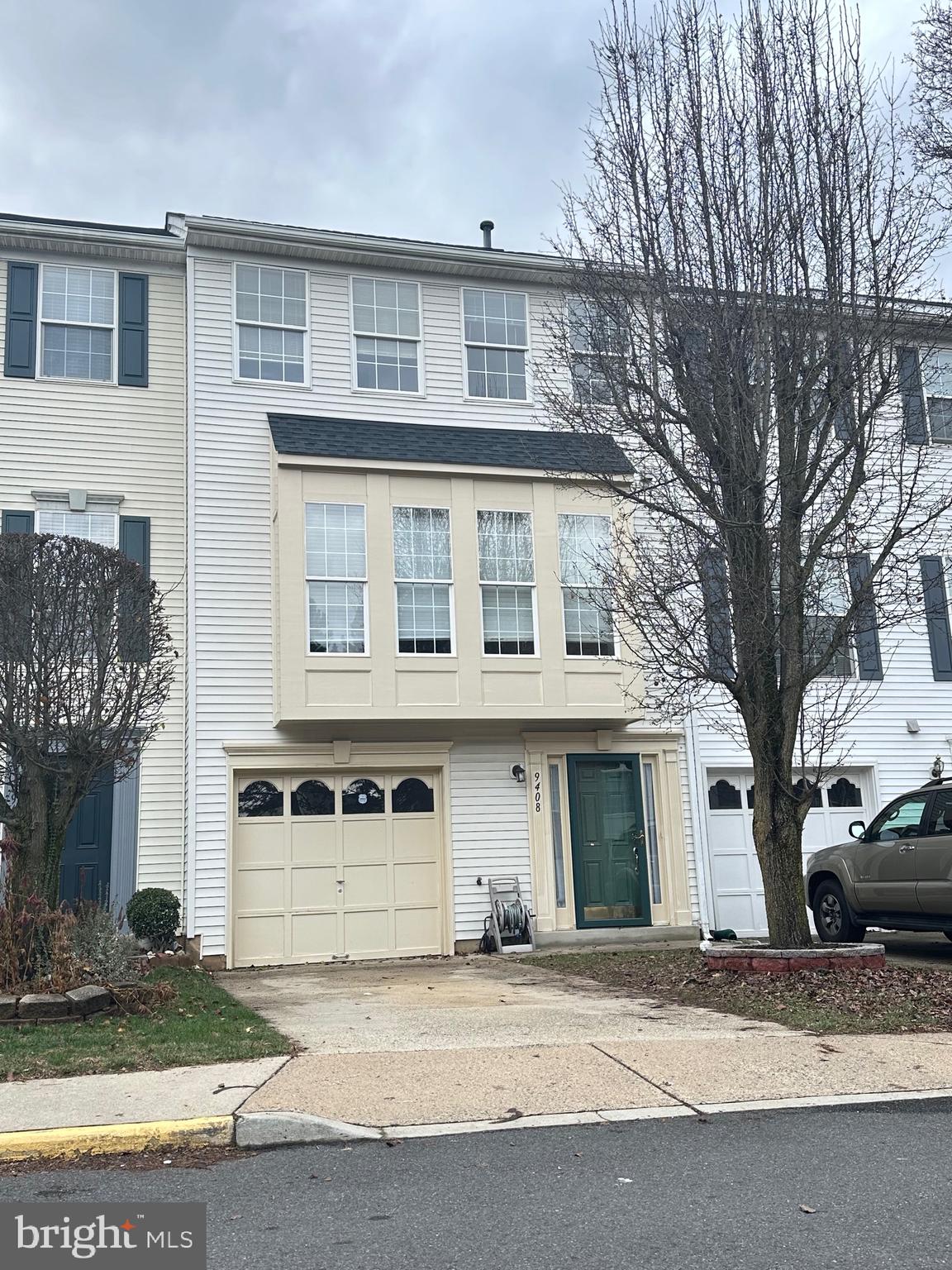 BELMONT STATION - Residential Lease