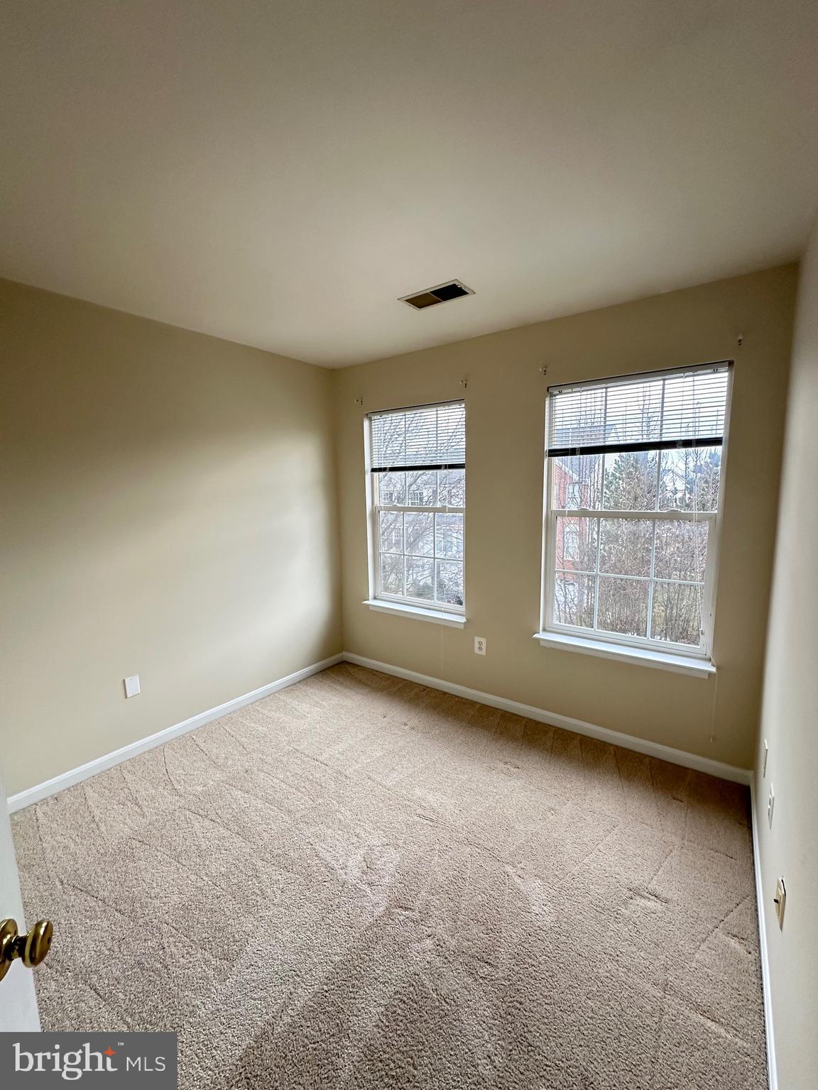 BELMONT STATION - Residential Lease