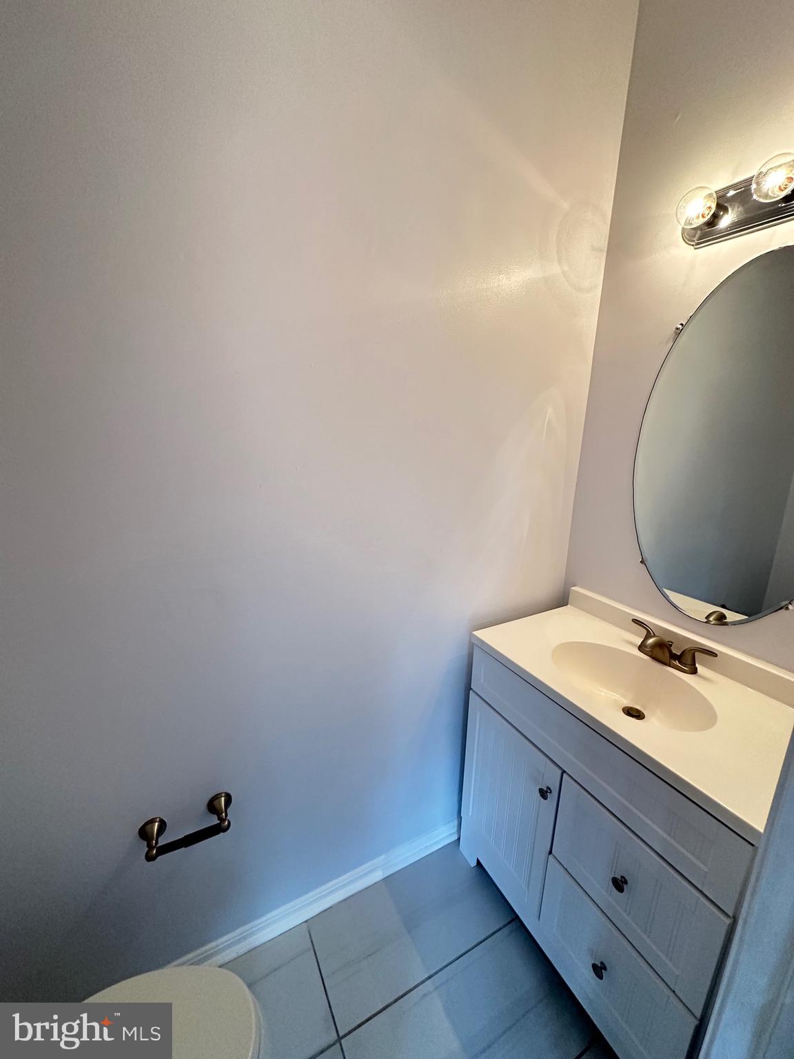 BELMONT STATION - Residential Lease