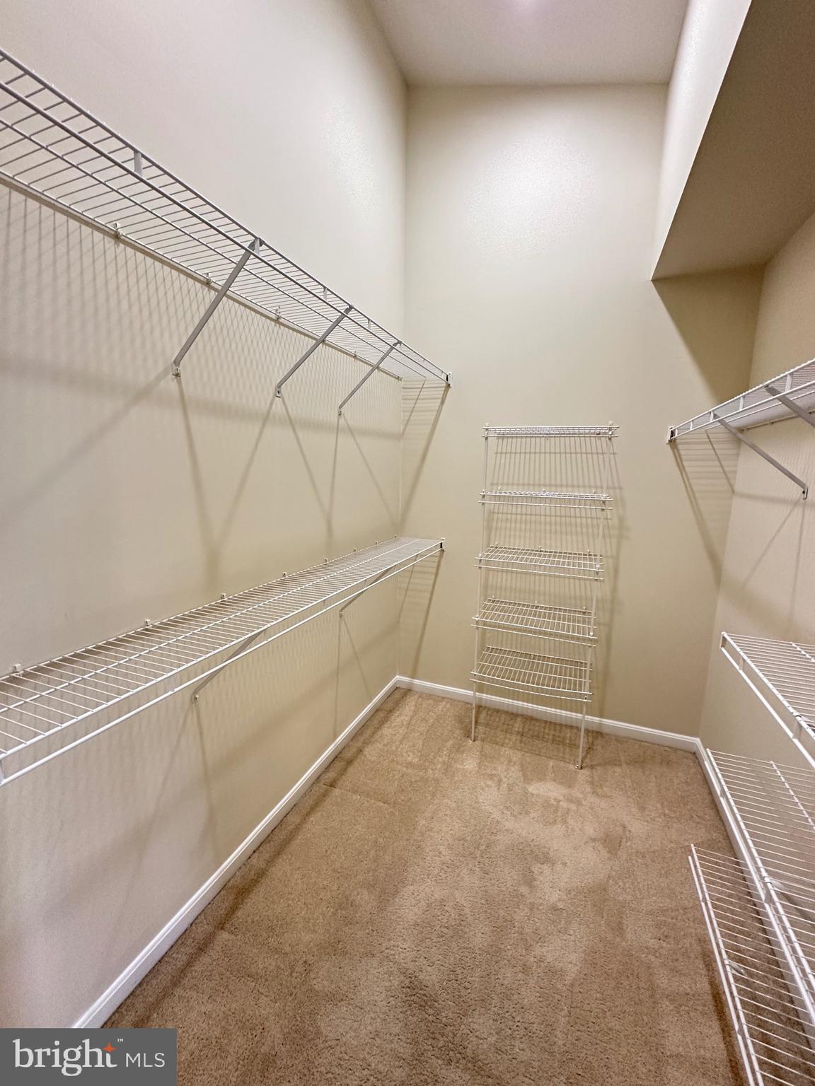 BELMONT STATION - Residential Lease