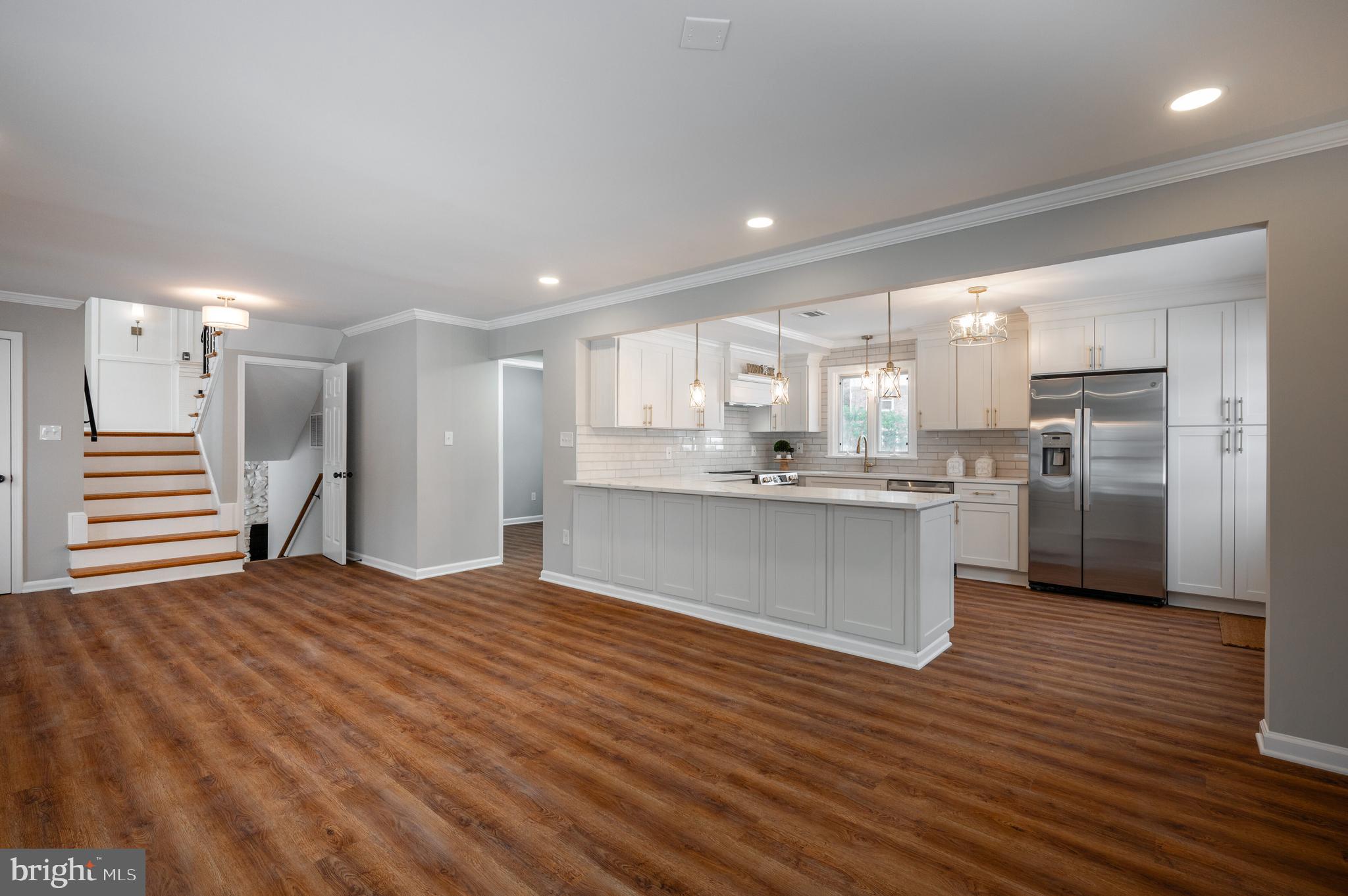 RIVERSIDE ESTATES - Residential