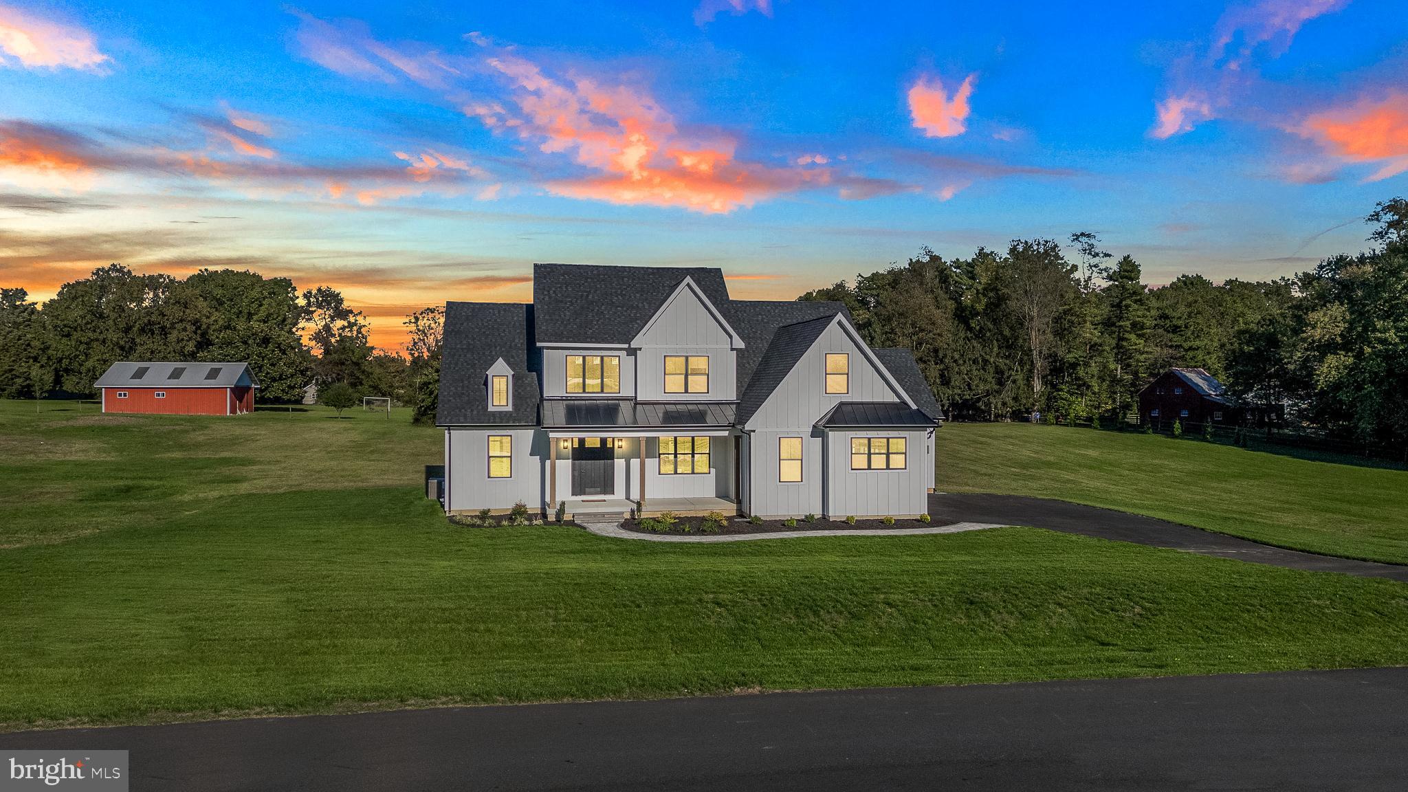 EVERGREEN FARMS - Residential