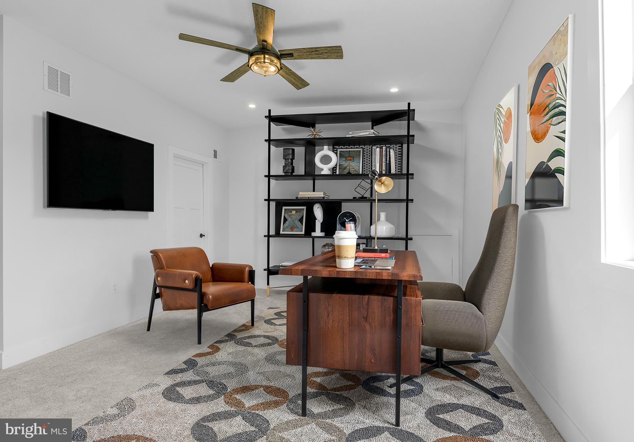 EVERGREEN FARMS - Residential