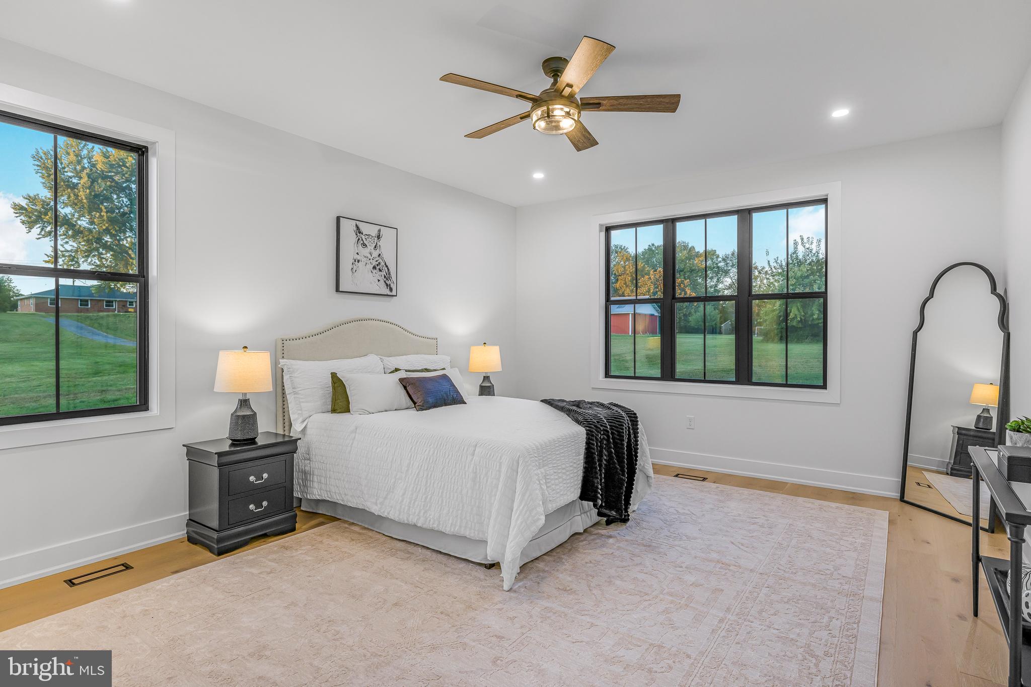 EVERGREEN FARMS - Residential