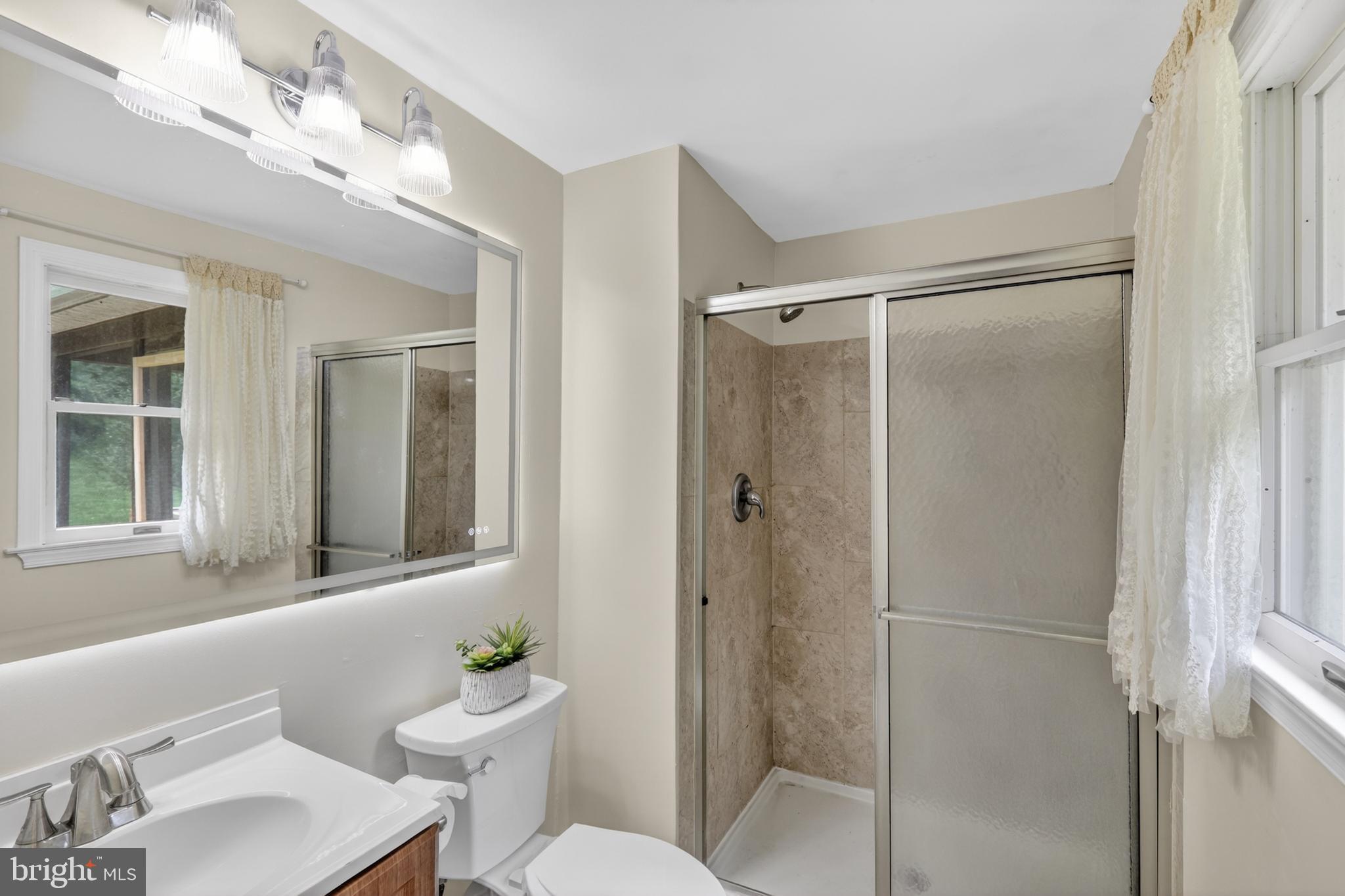 WATERLOO WOODS - Residential