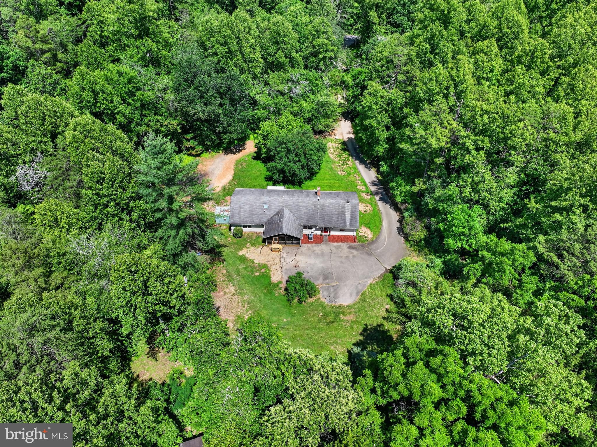 WATERLOO WOODS - Residential