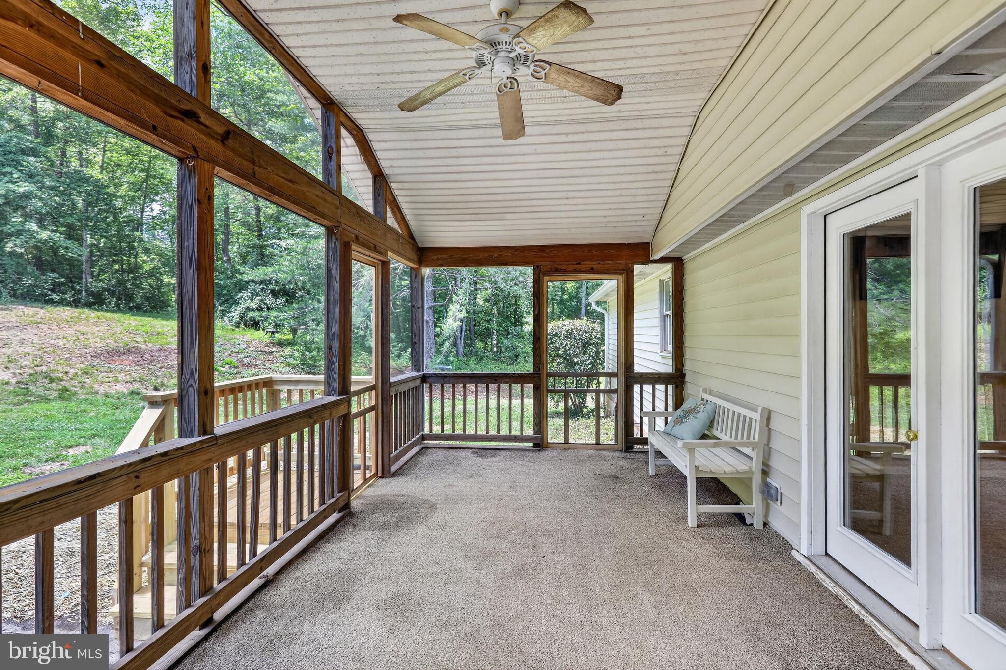 WATERLOO WOODS - Residential
