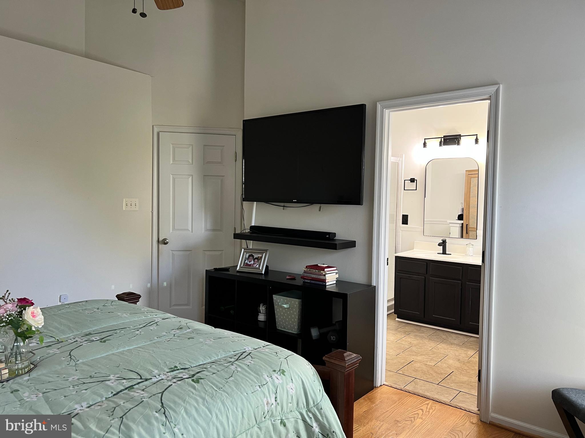 SAYBROOKE - Residential