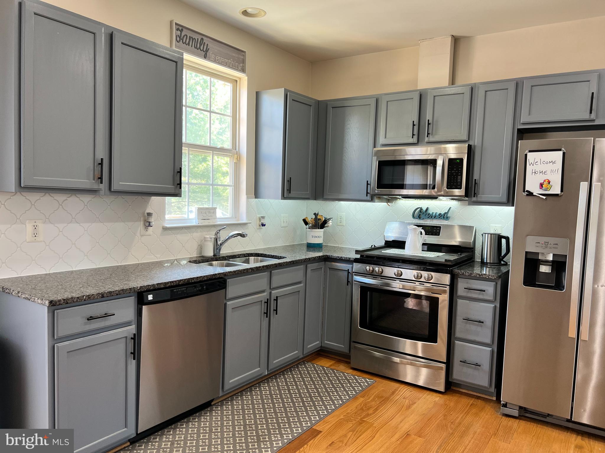 SAYBROOKE - Residential