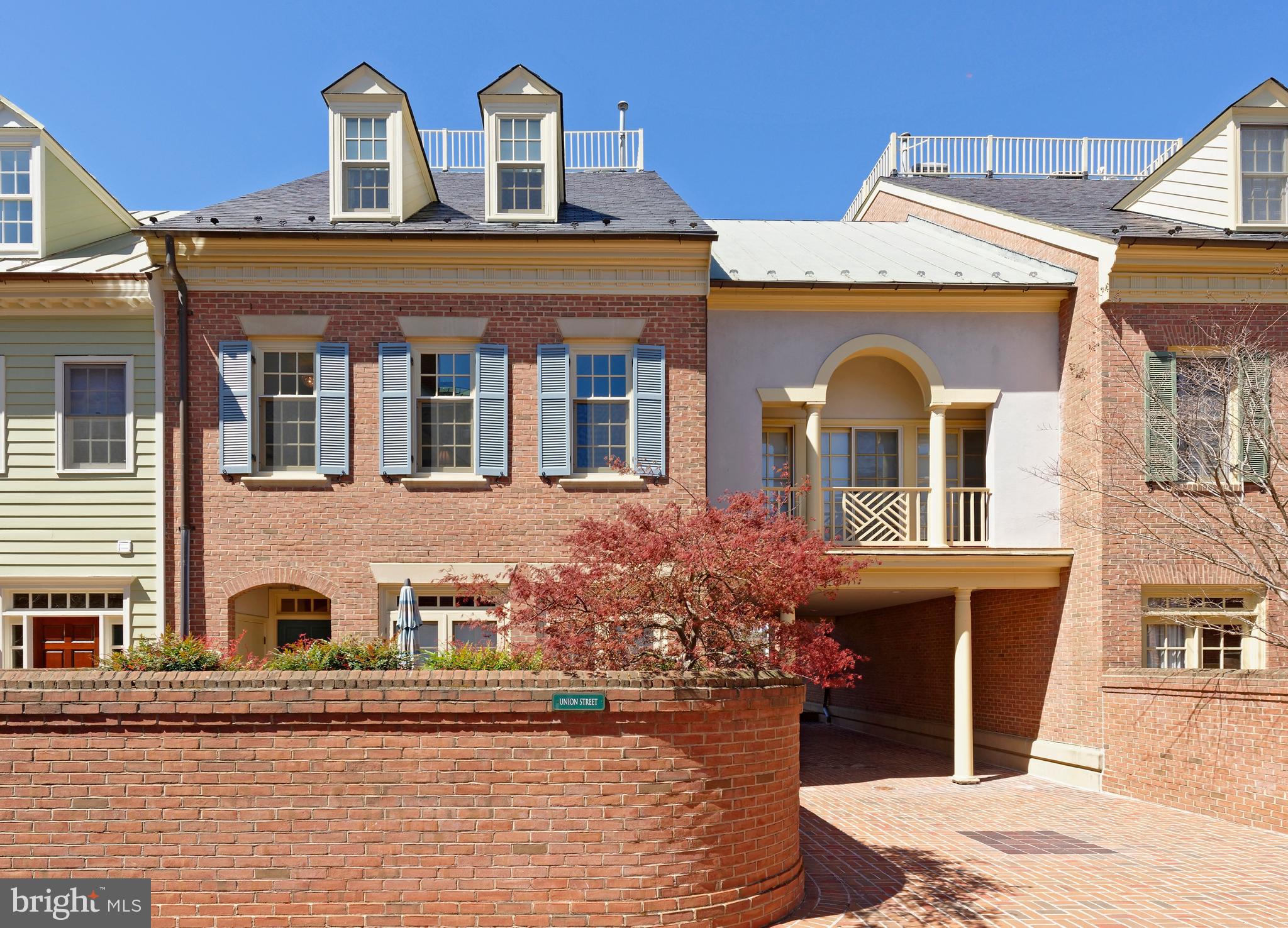 HARBORSIDE - Residential