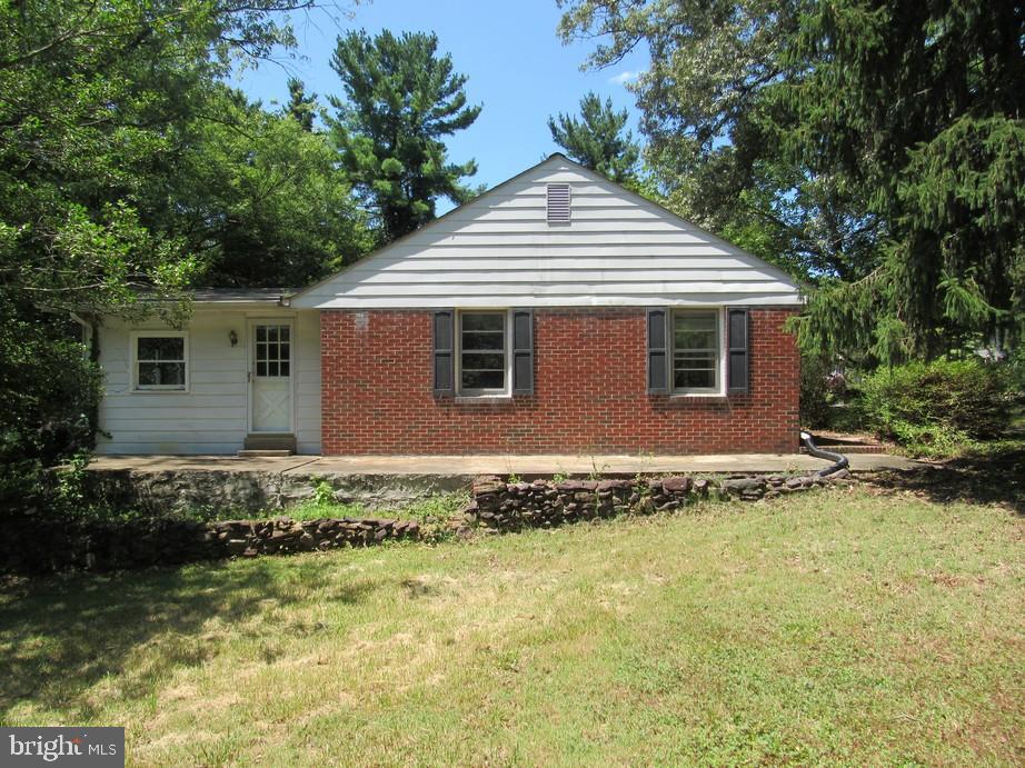 MIDDLE RIVER - Residential