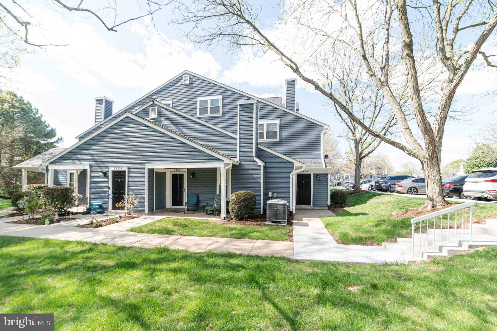 PONDS AT CENTREVILLE - Residential