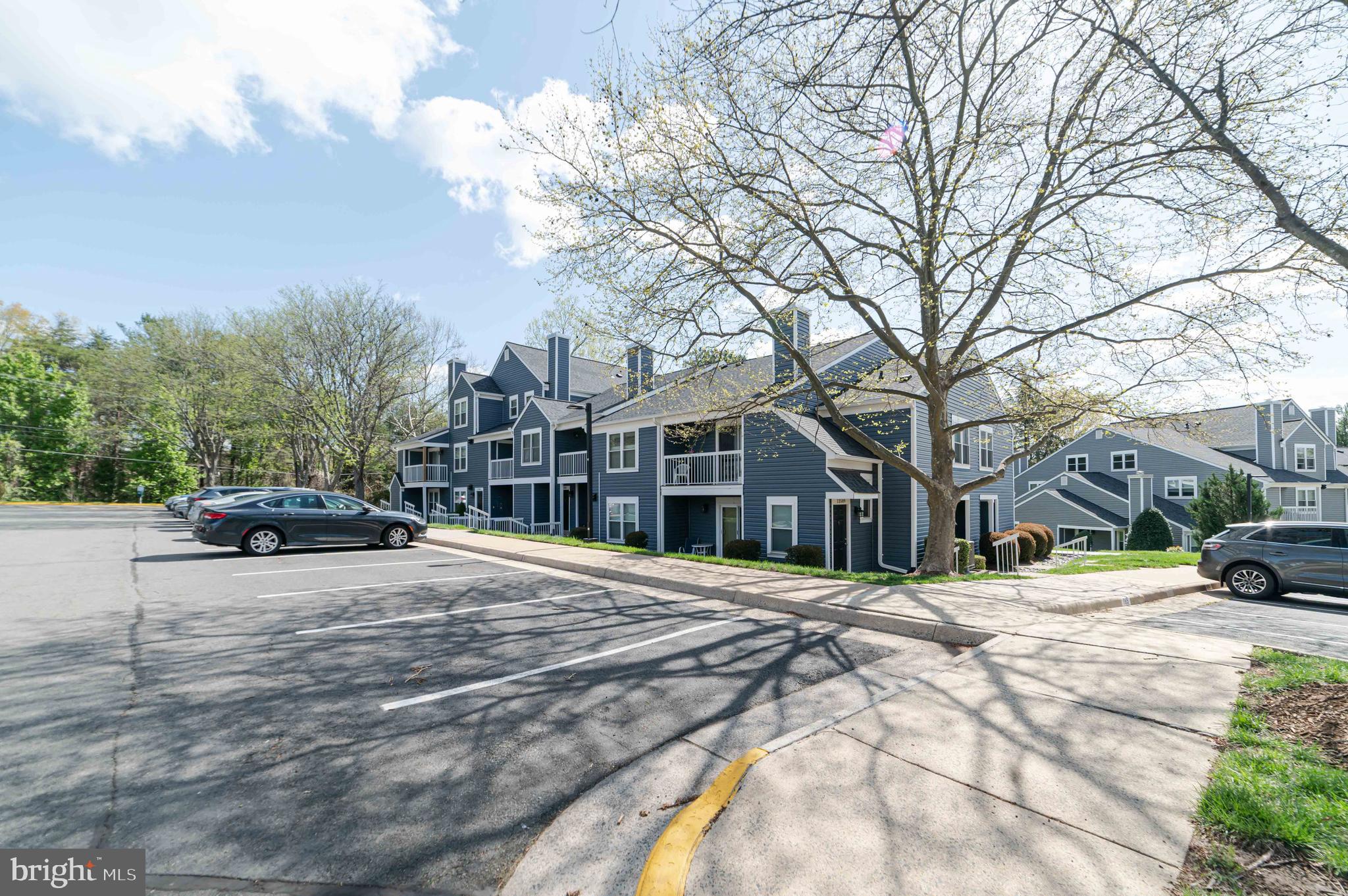 PONDS AT CENTREVILLE - Residential
