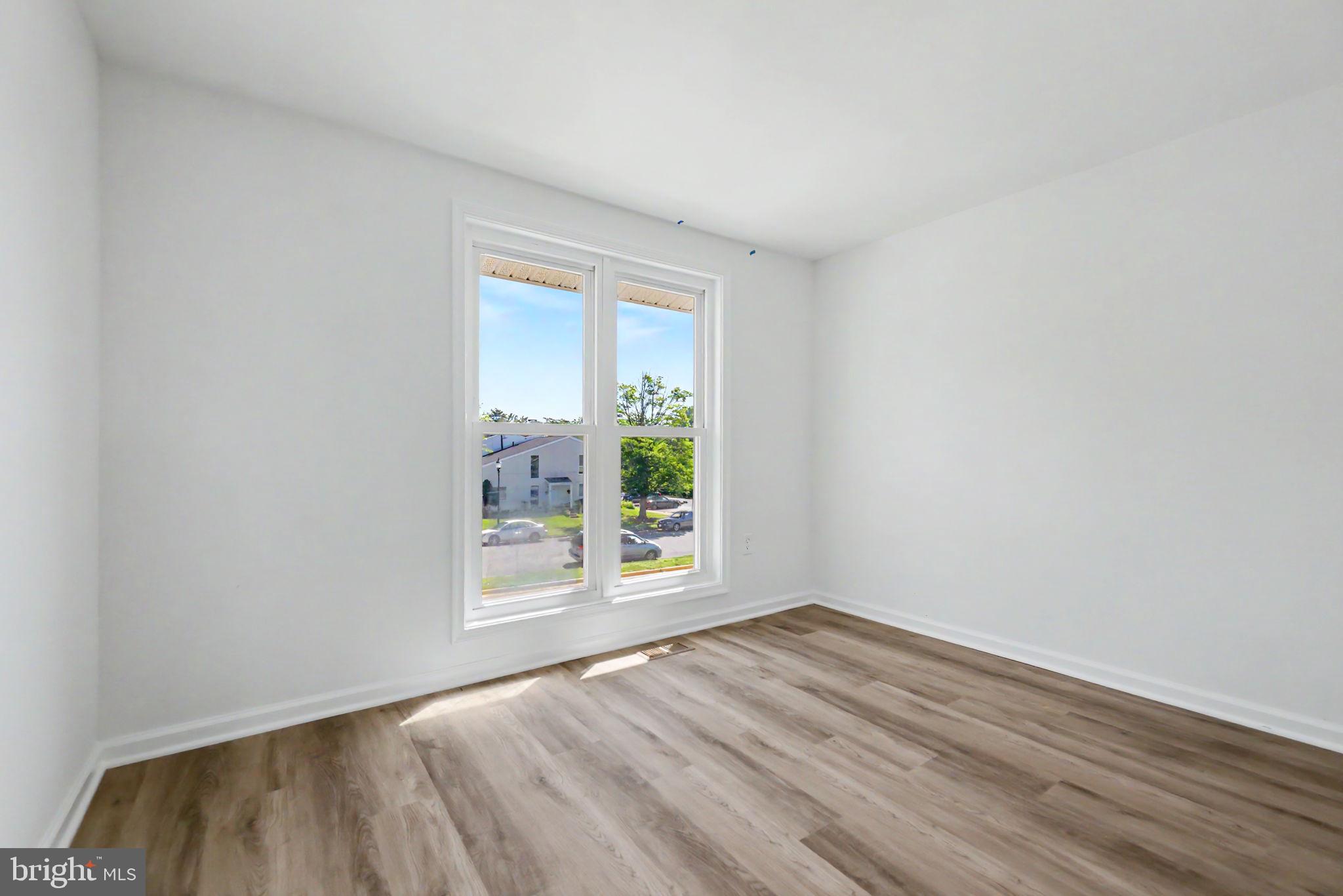 SUGARLAND RUN - Residential