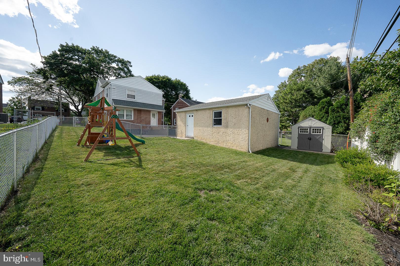 COLONIAL PARK - Residential