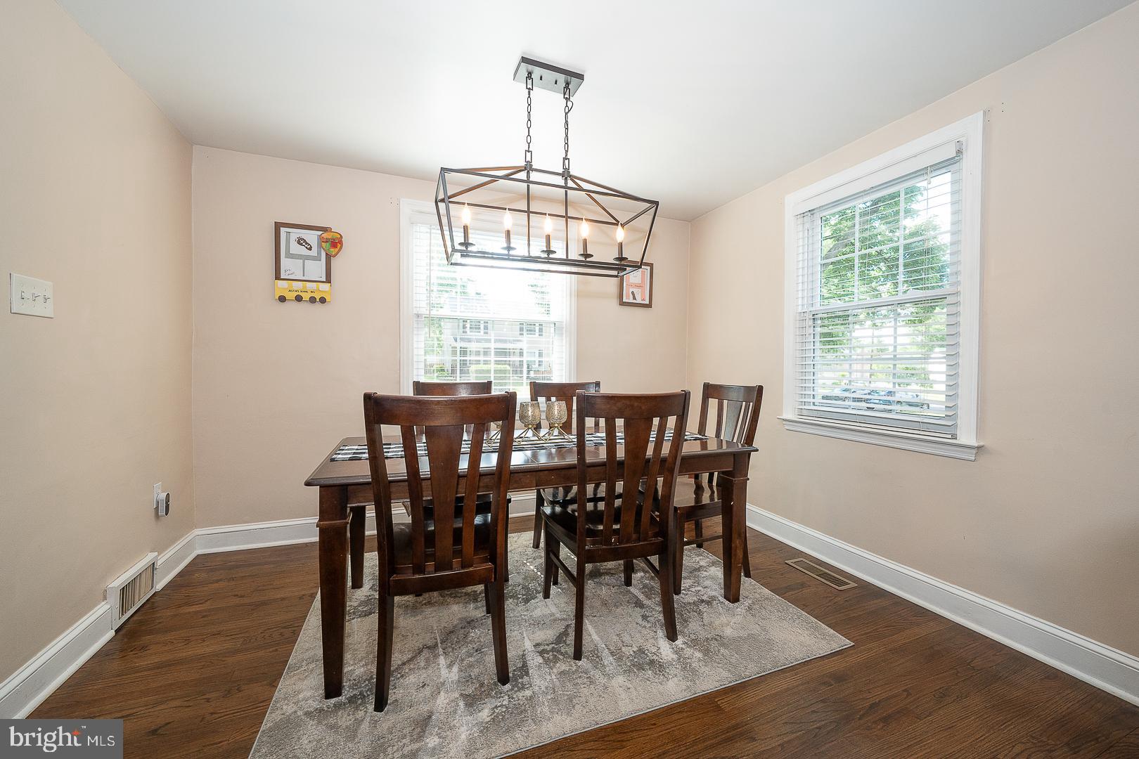 COLONIAL PARK - Residential