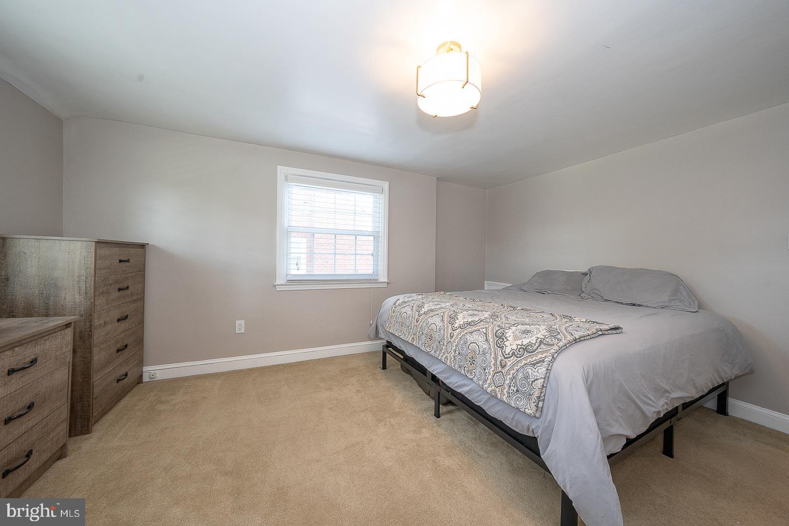COLONIAL PARK - Residential