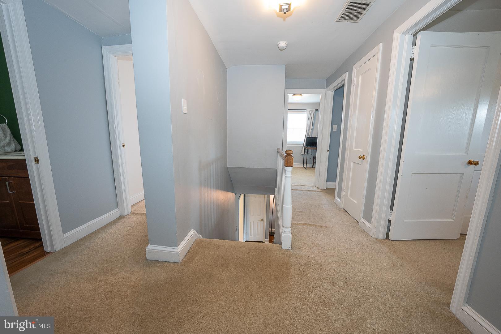 COLONIAL PARK - Residential