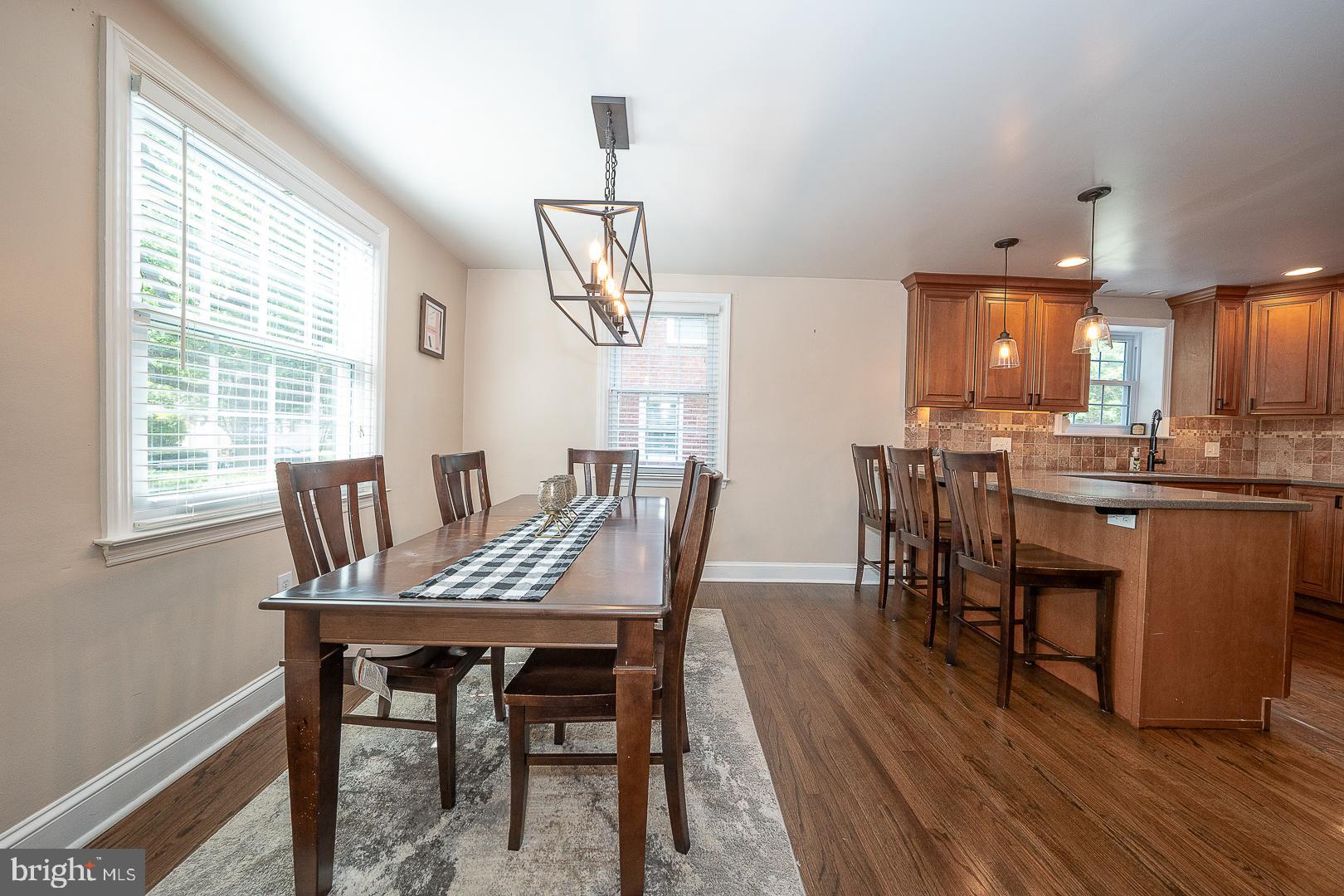 COLONIAL PARK - Residential