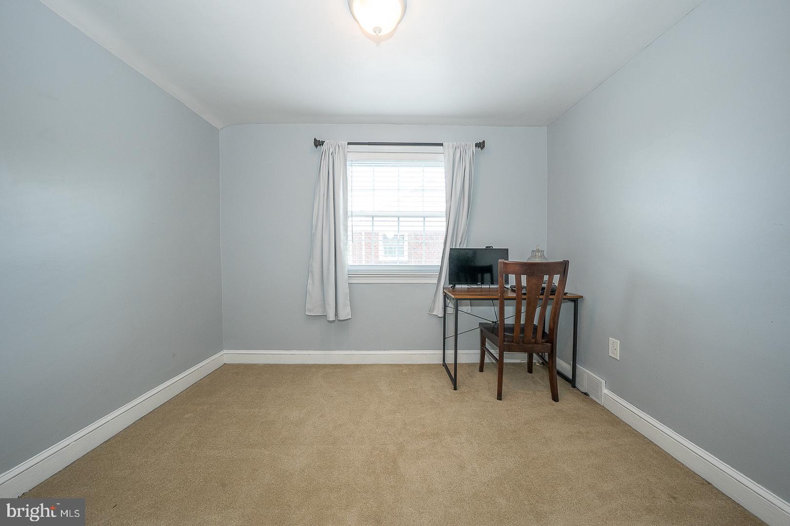 COLONIAL PARK - Residential
