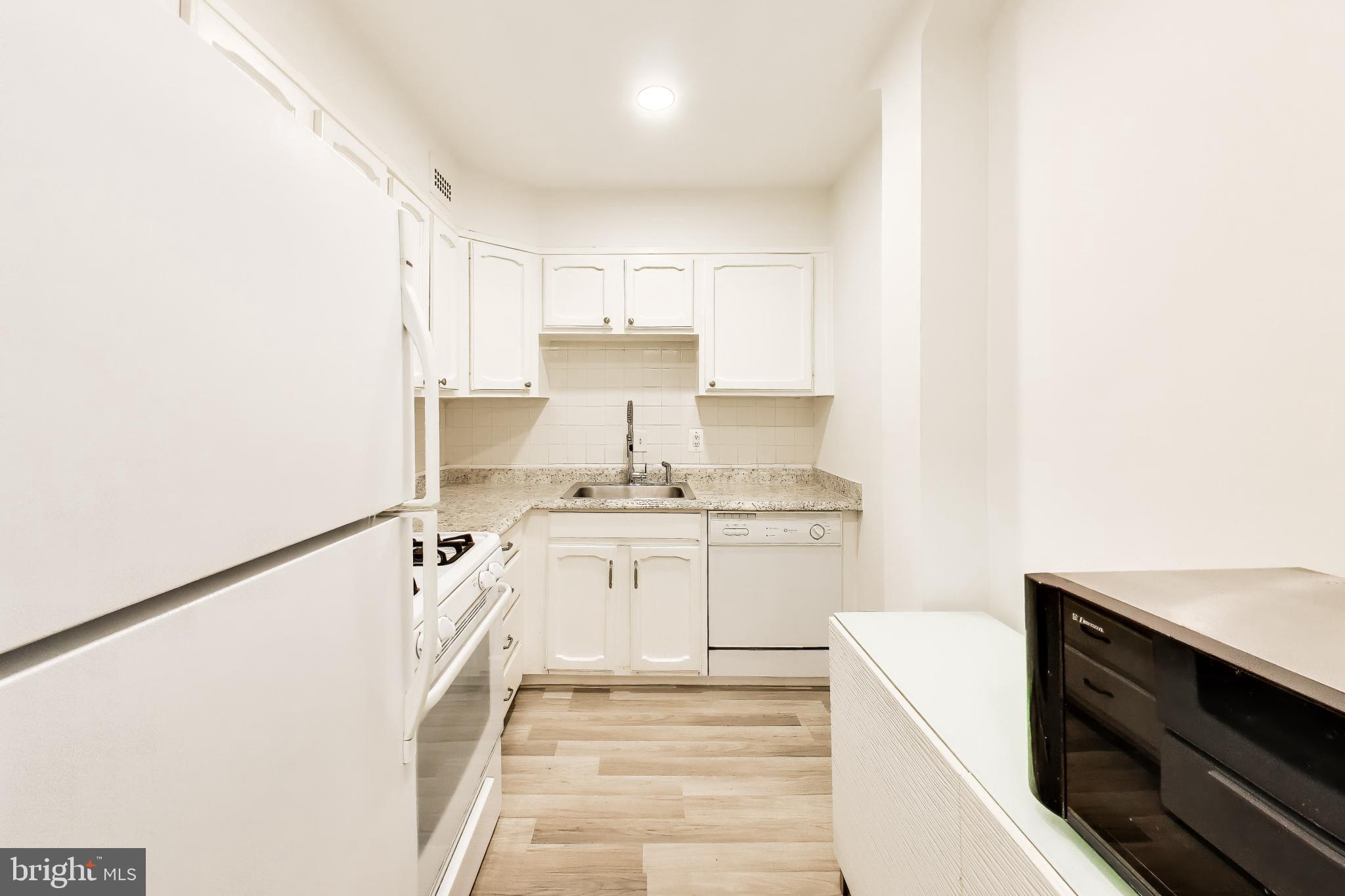 WEST SPRING - Residential