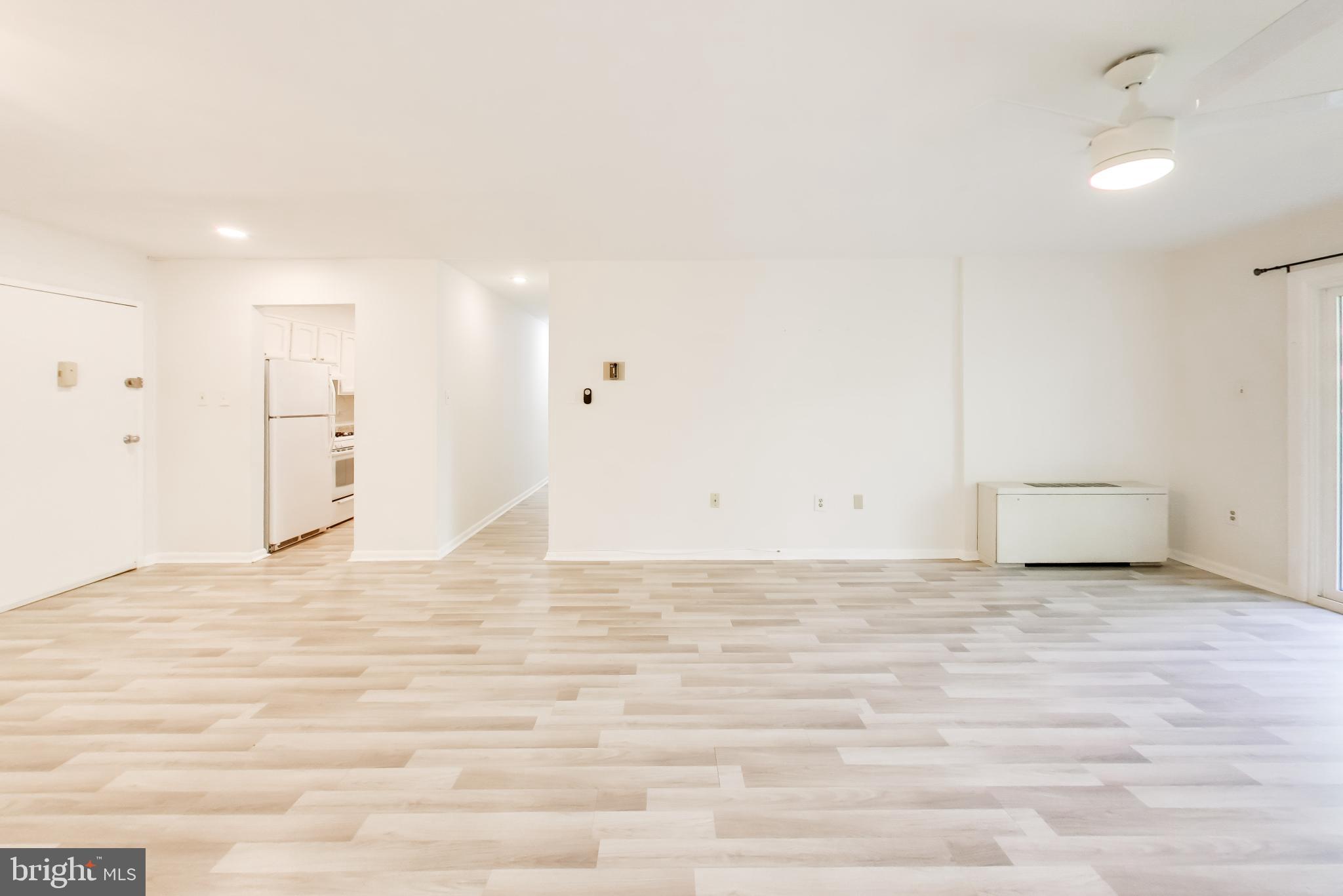 WEST SPRING - Residential