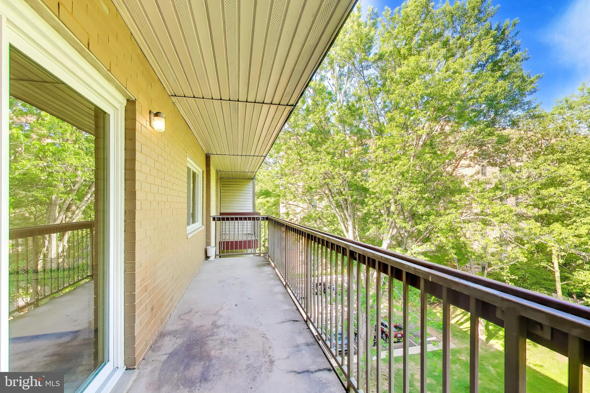 WEST SPRING - Residential