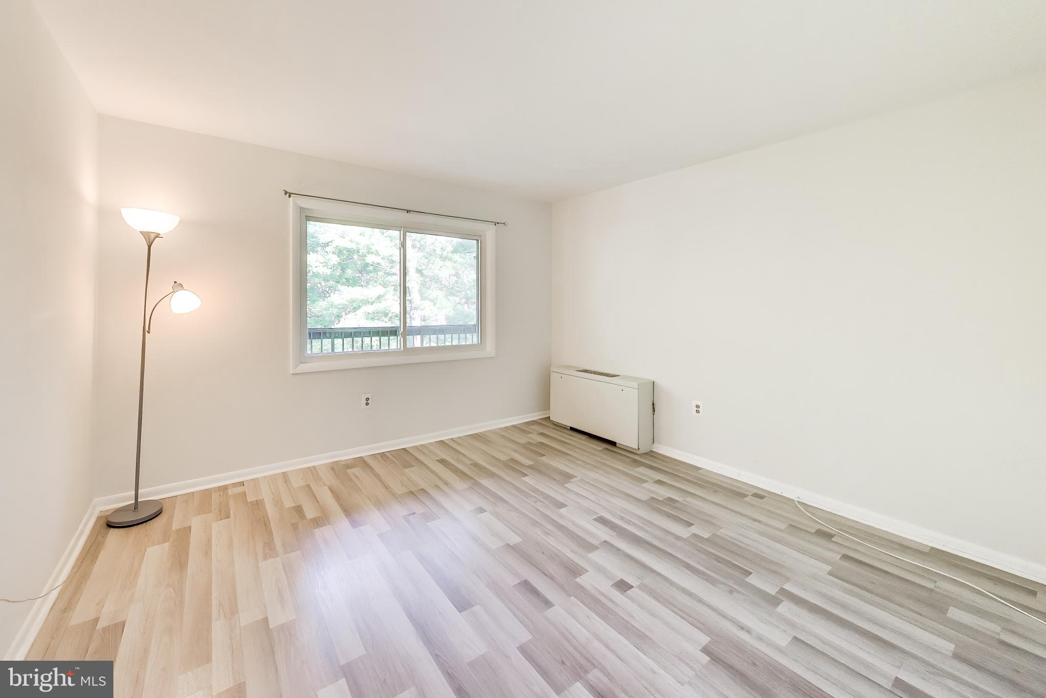 WEST SPRING - Residential