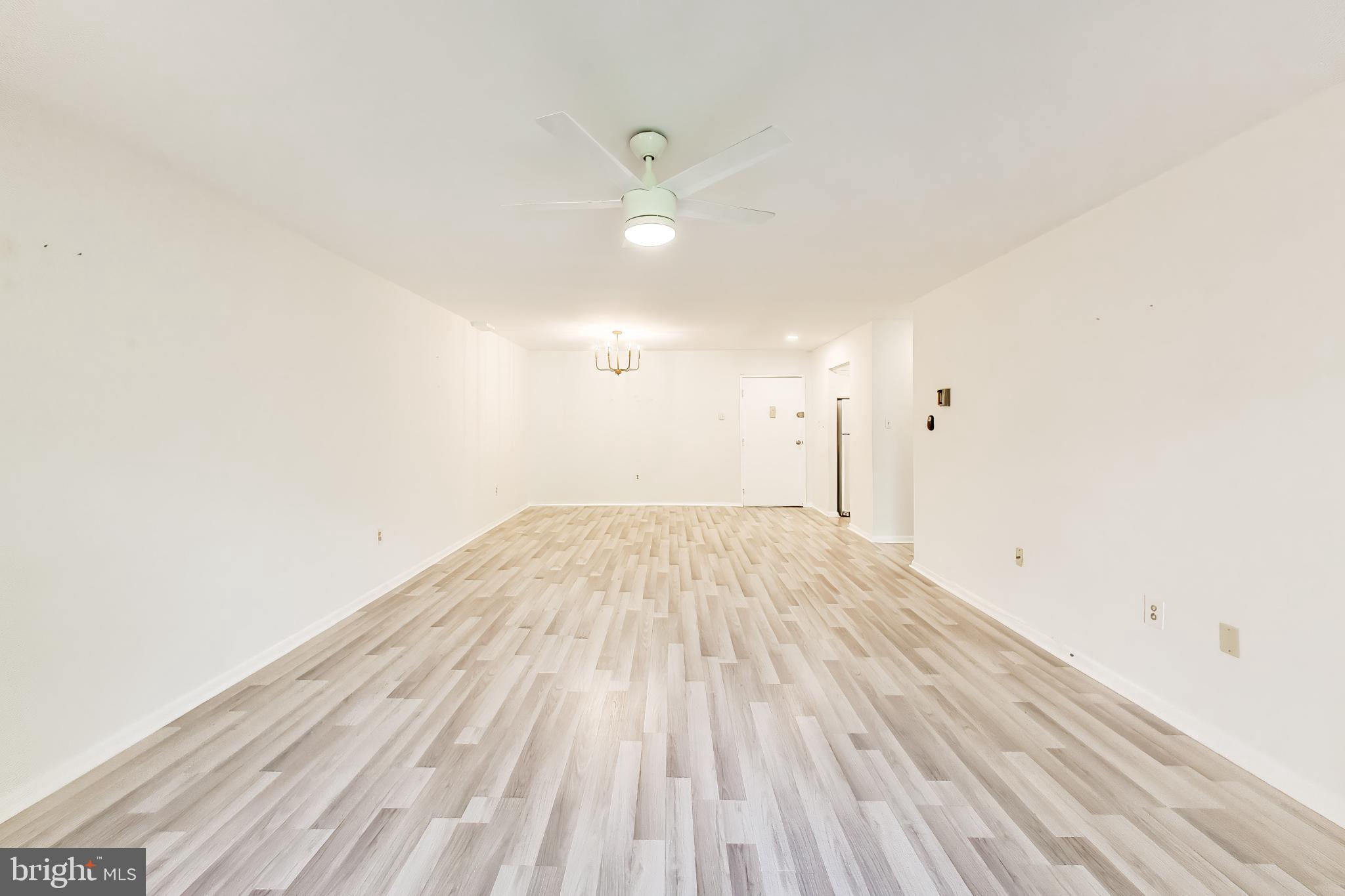 WEST SPRING - Residential