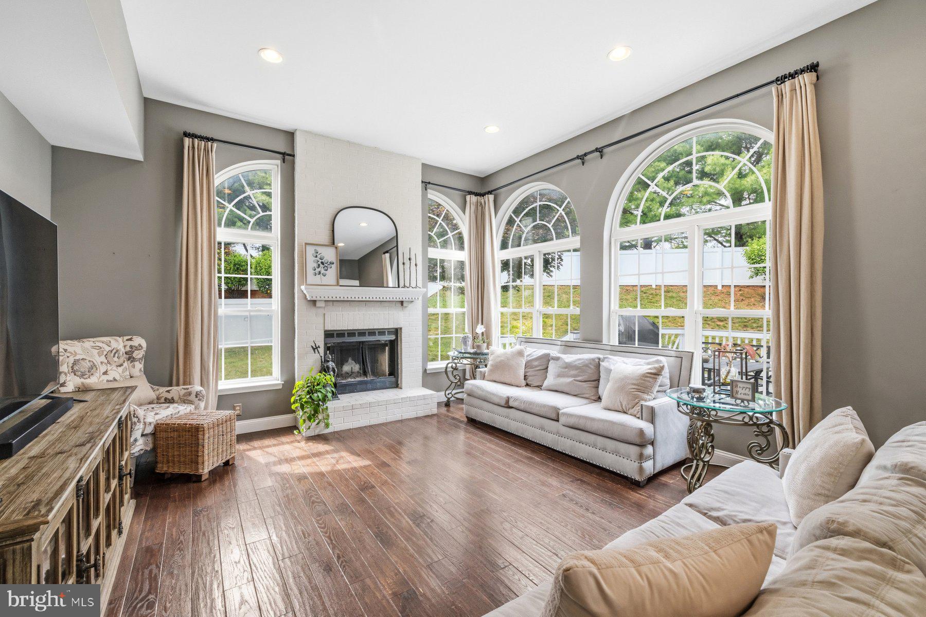 MANORWOOD - Residential