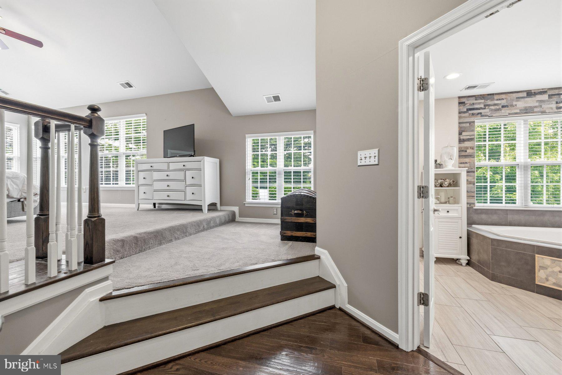 MANORWOOD - Residential