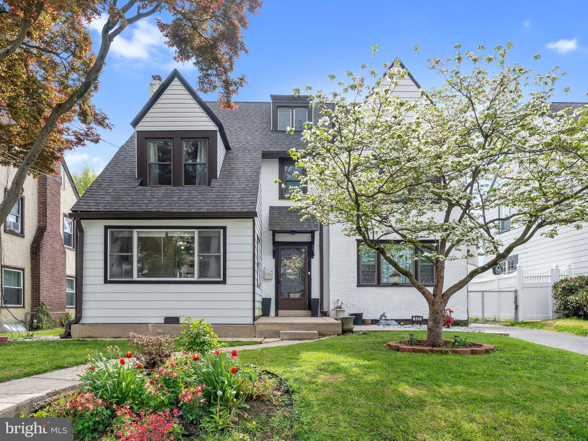 Welcome to 842 Alexander Ave, a thoughtfully renovated detached Colonial in Drexel Hill’s desirable Aronimink neighborhood.

Updated in 2022, this home offers 4 bedrooms, 2 full baths, and 2 half baths across three levels, including a finished attic and a fully finished basement. From the moment you enter, the space feels bright, functional, and easy to live in. Hardwood and high end vinyl flooring run throughout, complemented by a well appointed kitchen with granite countertops and a tiled floor.

The main level flows naturally from living to dining, creating a comfortable setting for both everyday living and hosting. Upstairs, the bedrooms offer flexibility for a variety of needs, while the finished attic provides additional space for a home office, guest area, or creative use. The finished basement adds even more versatility, ideal for a second living area, gym, or playroom.

Recent updates include the kitchen, bathrooms, basement, attic, rear deck, and a newer heating system, offering peace of mind for the next owner.

The backyard opens up into a large, usable space with newly installed stone paving and a spacious deck. It’s easy to picture quiet mornings, gatherings, or just having room to enjoy. 

Outside, a welcoming front porch, and a private driveway with a garage.

Conveniently located just one block from public transportation and close to parks, schools, shopping, and dining.

Move in ready, well maintained, and designed for real living.