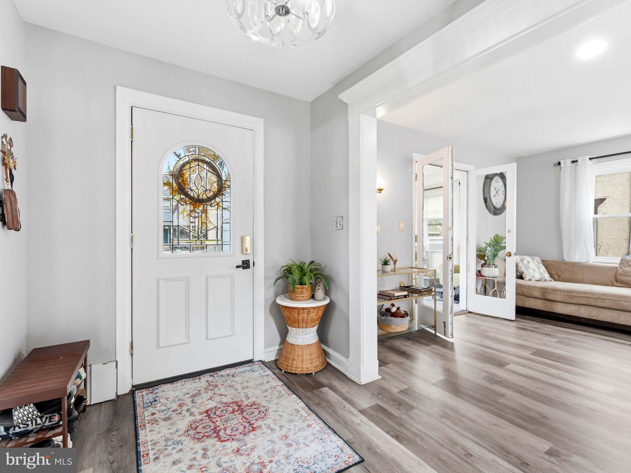 Welcome to 842 Alexander Ave, a thoughtfully renovated detached Colonial in Drexel Hill’s desirable Aronimink neighborhood.

Updated in 2022, this home offers 4 bedrooms, 2 full baths, and 2 half baths across three levels, including a finished attic and a fully finished basement. From the moment you enter, the space feels bright, functional, and easy to live in. Hardwood and high end vinyl flooring run throughout, complemented by a well appointed kitchen with granite countertops and a tiled floor.

The main level flows naturally from living to dining, creating a comfortable setting for both everyday living and hosting. Upstairs, the bedrooms offer flexibility for a variety of needs, while the finished attic provides additional space for a home office, guest area, or creative use. The finished basement adds even more versatility, ideal for a second living area, gym, or playroom.

Recent updates include the kitchen, bathrooms, basement, attic, rear deck, and a newer heating system, offering peace of mind for the next owner.

The backyard opens up into a large, usable space with newly installed stone paving and a spacious deck. It’s easy to picture quiet mornings, gatherings, or just having room to enjoy. 

Outside, a welcoming front porch, and a private driveway with a garage.

Conveniently located just one block from public transportation and close to parks, schools, shopping, and dining.

Move in ready, well maintained, and designed for real living.