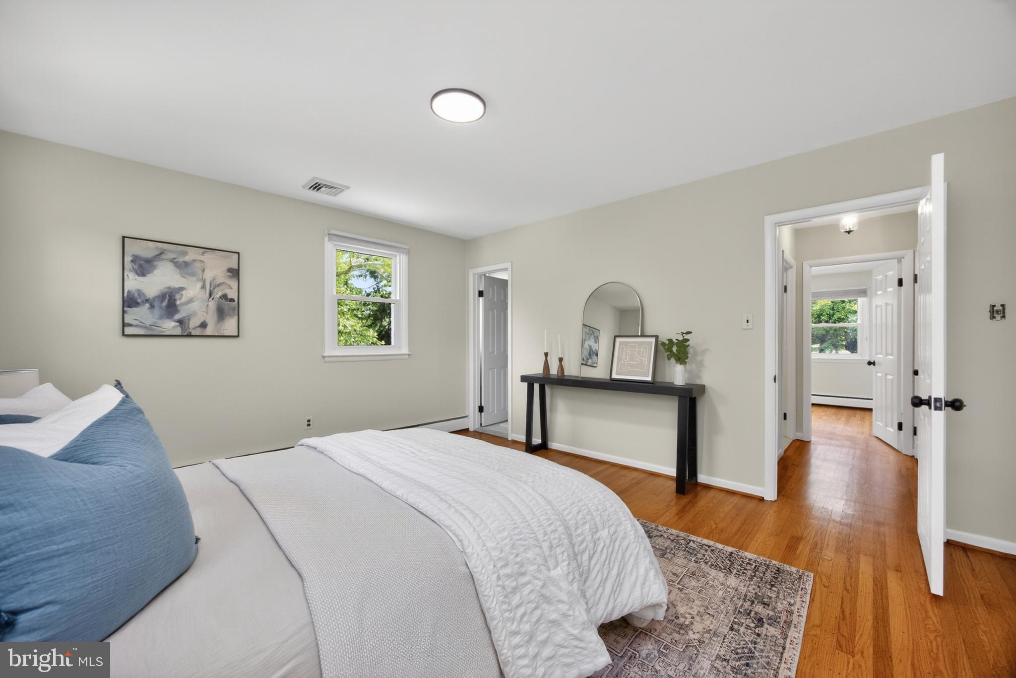 SPRING KNOLL - Residential
