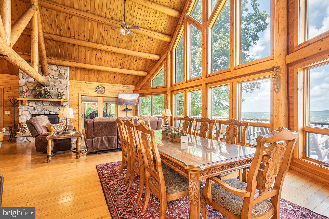 DEEP CREEK HIGHLANDS - Residential