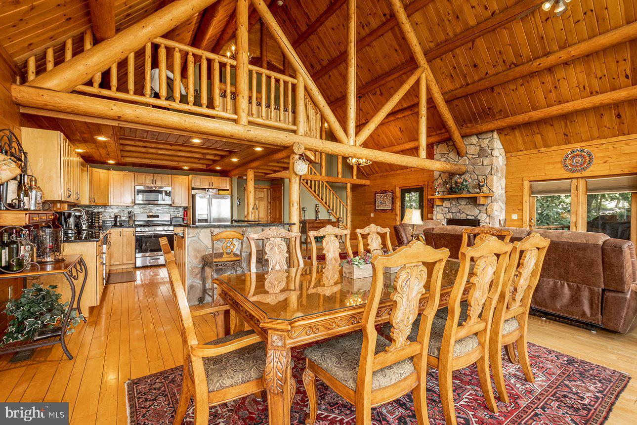 DEEP CREEK HIGHLANDS - Residential